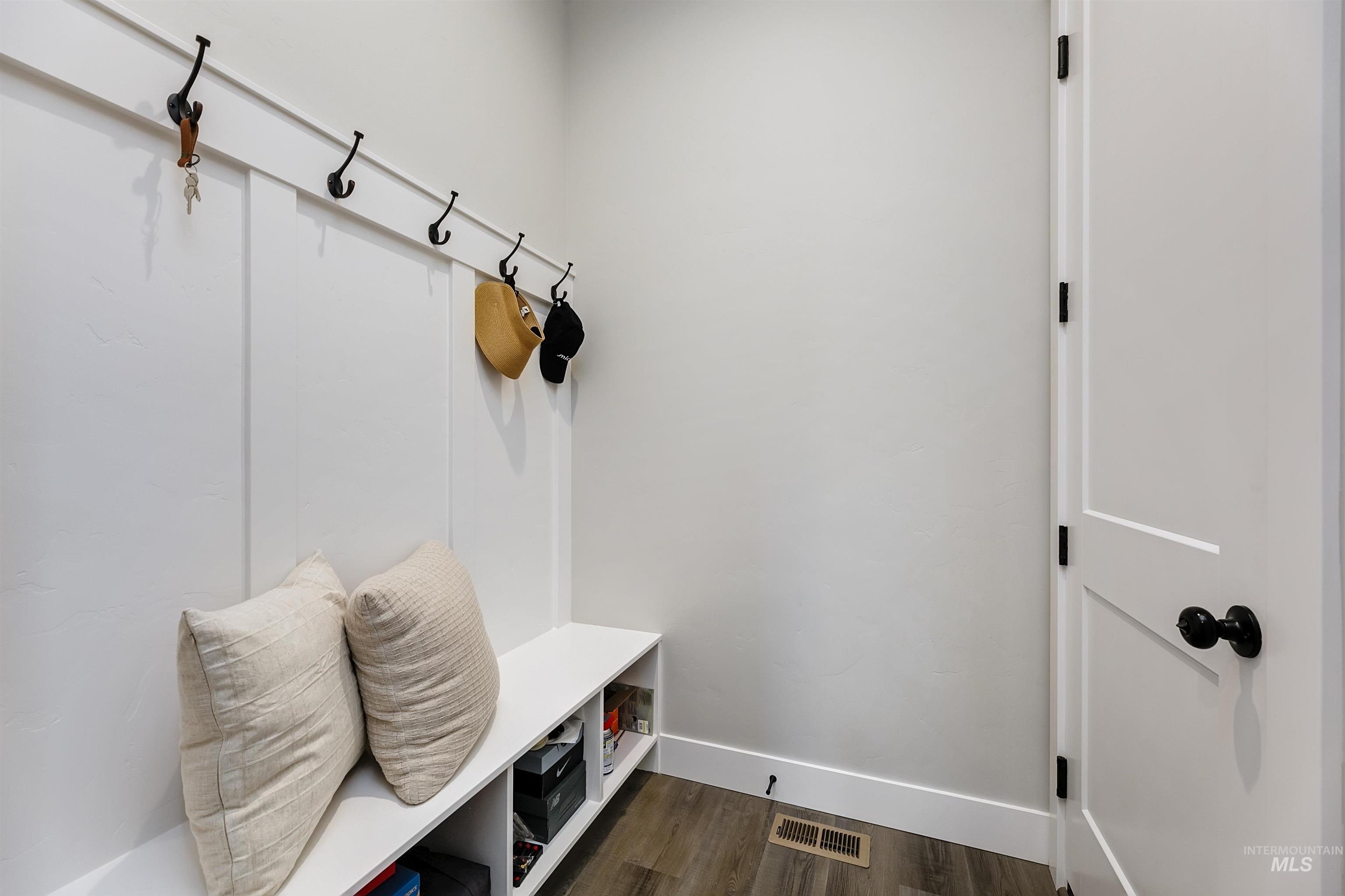 3106 E lawton, Meridian, Idaho 83642, 4 Bedrooms, 3 Bathrooms, Residential For Sale, Price $779,900,MLS 98980423