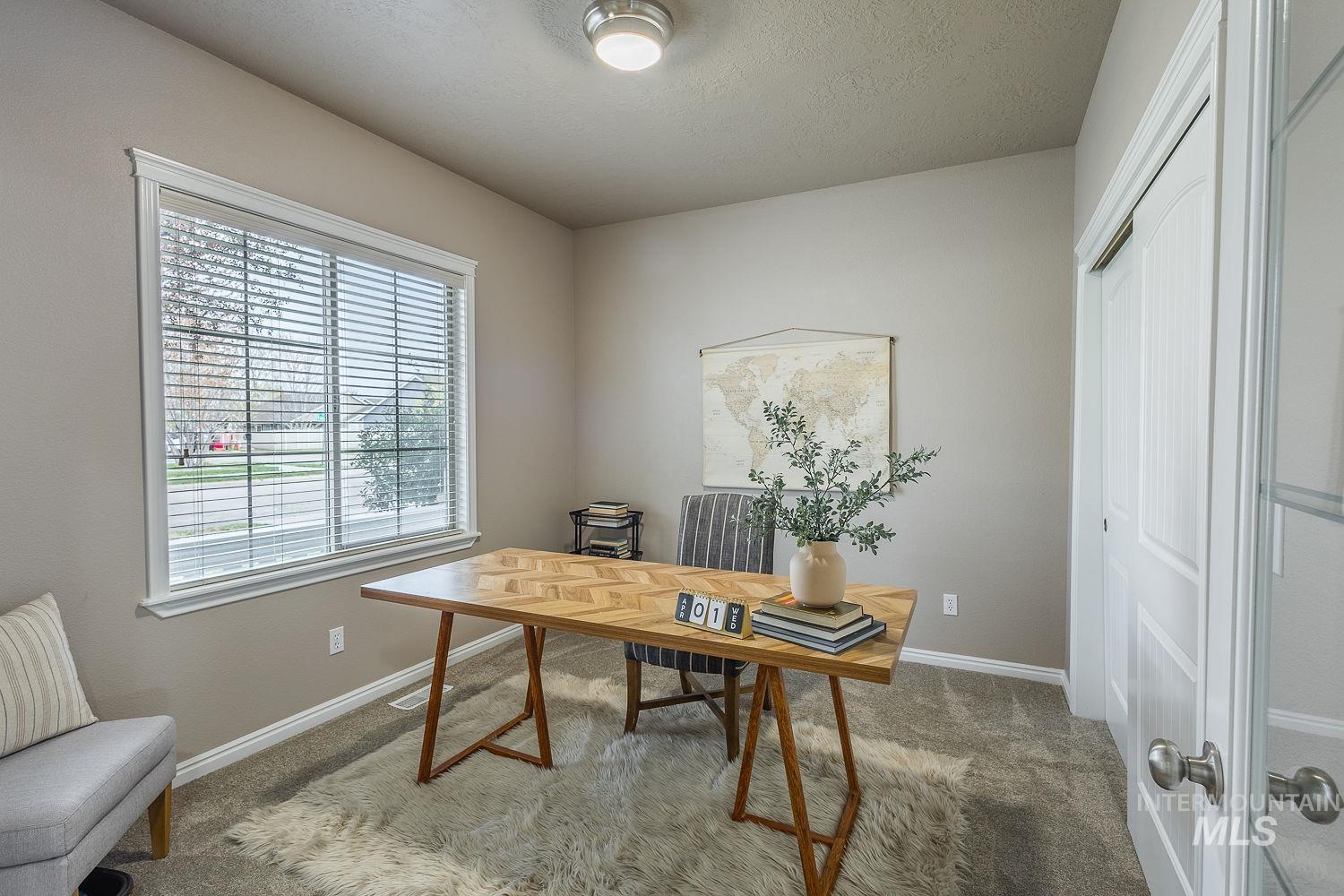 3406 S Ascaino, Meridian, Idaho 83642, 5 Bedrooms, 2.5 Bathrooms, Residential For Sale, Price $499,000,MLS 98980424