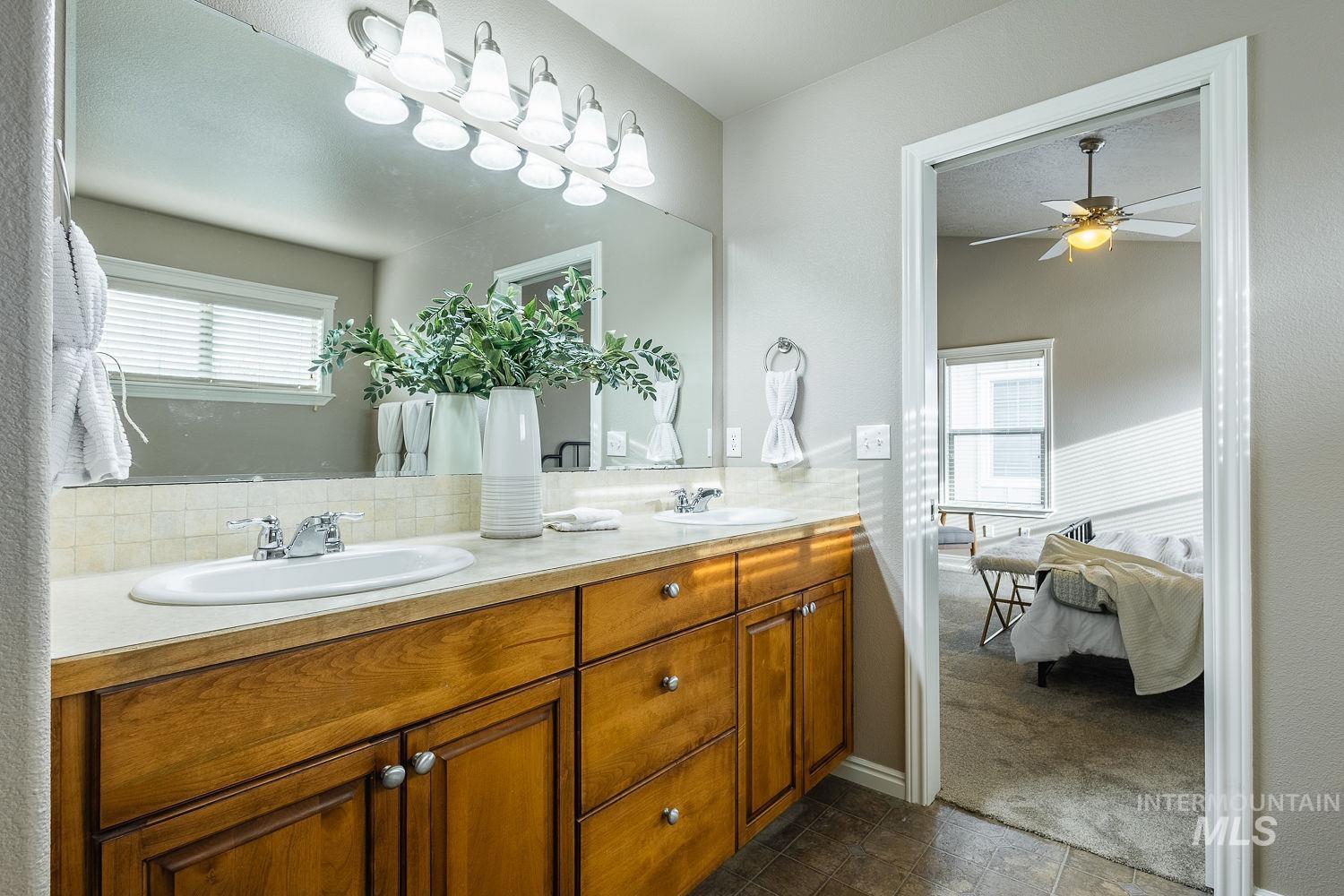 3406 S Ascaino, Meridian, Idaho 83642, 5 Bedrooms, 2.5 Bathrooms, Residential For Sale, Price $499,000,MLS 98980424