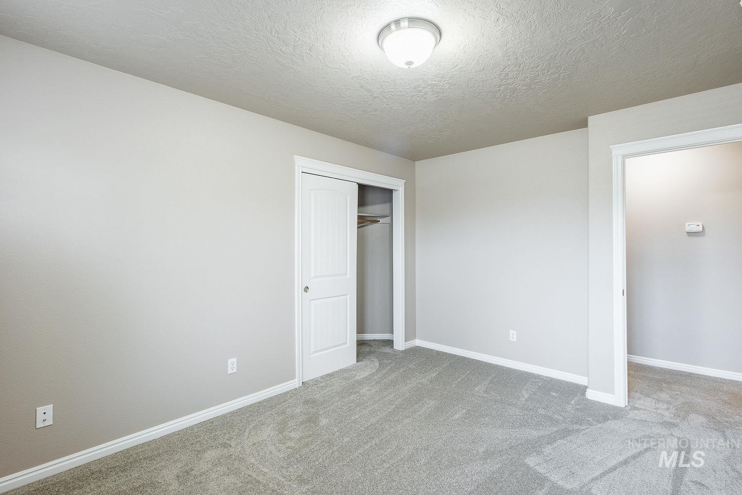 3406 S Ascaino, Meridian, Idaho 83642, 5 Bedrooms, 2.5 Bathrooms, Residential For Sale, Price $499,000,MLS 98980424