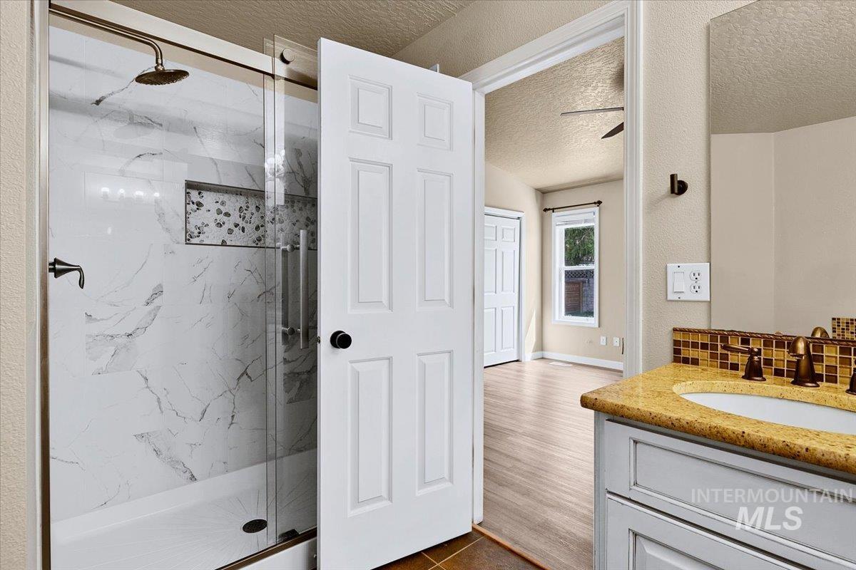 3824 W Aspen Creek Ct, Meridian, Idaho 83642, 3 Bedrooms, 2 Bathrooms, Residential For Sale, Price $588,000,MLS 98980425