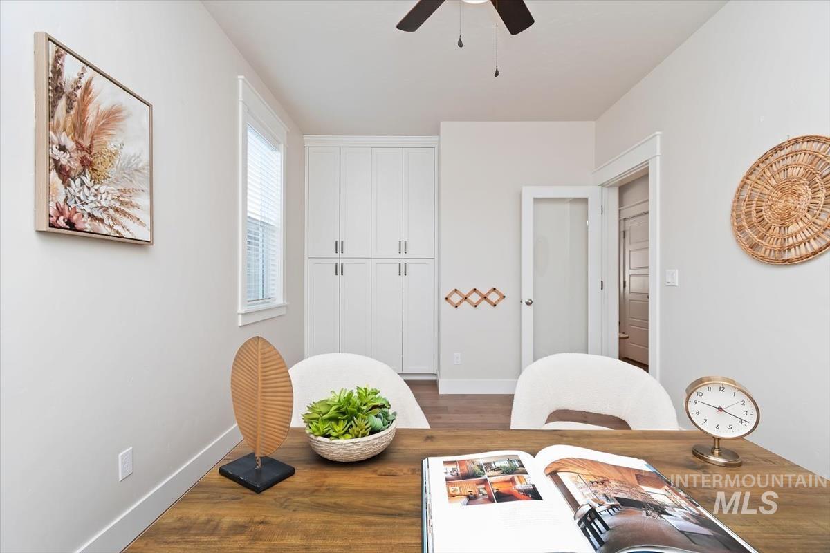 1216 E Fort Erie St., Kuna, Idaho 83634, 3 Bedrooms, 2.5 Bathrooms, Residential For Sale, Price $495,000,MLS 98980426