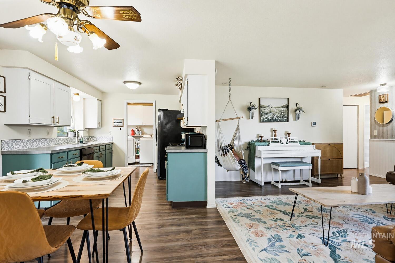 2820 Apollo Place, Caldwell, Idaho 83605, 3 Bedrooms, 1.5 Bathrooms, Residential For Sale, Price $321,900,MLS 98980427