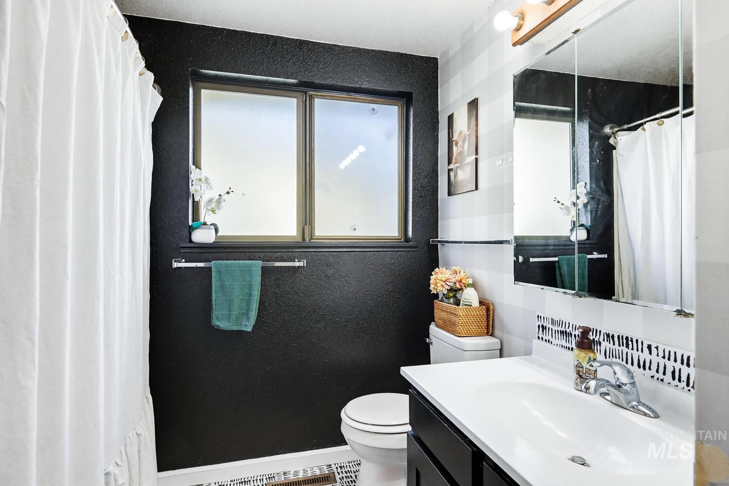 2820 Apollo Place, Caldwell, Idaho 83605, 3 Bedrooms, 1.5 Bathrooms, Residential For Sale, Price $321,900,MLS 98980427