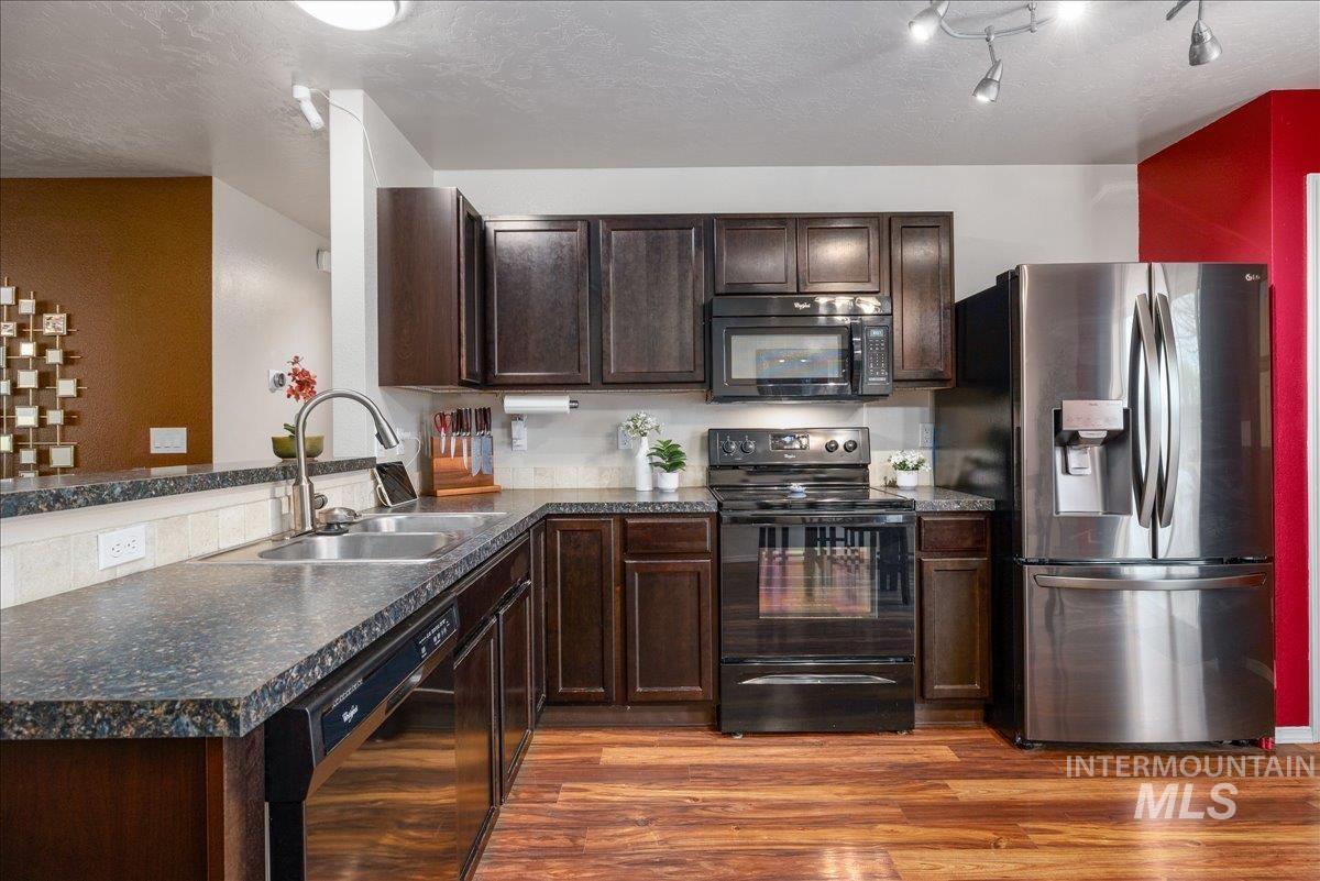 20036 Cibola Place, Caldwell, Idaho 83605, 3 Bedrooms, 2 Bathrooms, Residential For Sale, Price $379,000,MLS 98980430