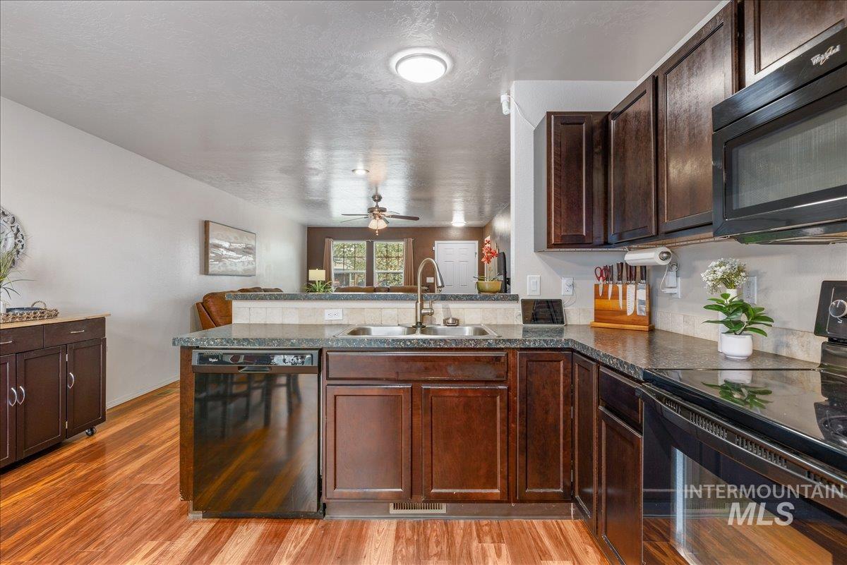 20036 Cibola Place, Caldwell, Idaho 83605, 3 Bedrooms, 2 Bathrooms, Residential For Sale, Price $379,000,MLS 98980430