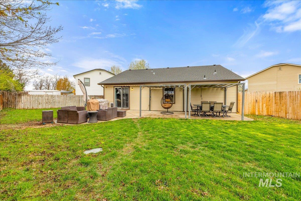 20036 Cibola Place, Caldwell, Idaho 83605, 3 Bedrooms, 2 Bathrooms, Residential For Sale, Price $379,000,MLS 98980430