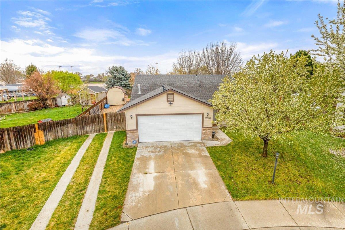 20036 Cibola Place, Caldwell, Idaho 83605, 3 Bedrooms, 2 Bathrooms, Residential For Sale, Price $379,000,MLS 98980430