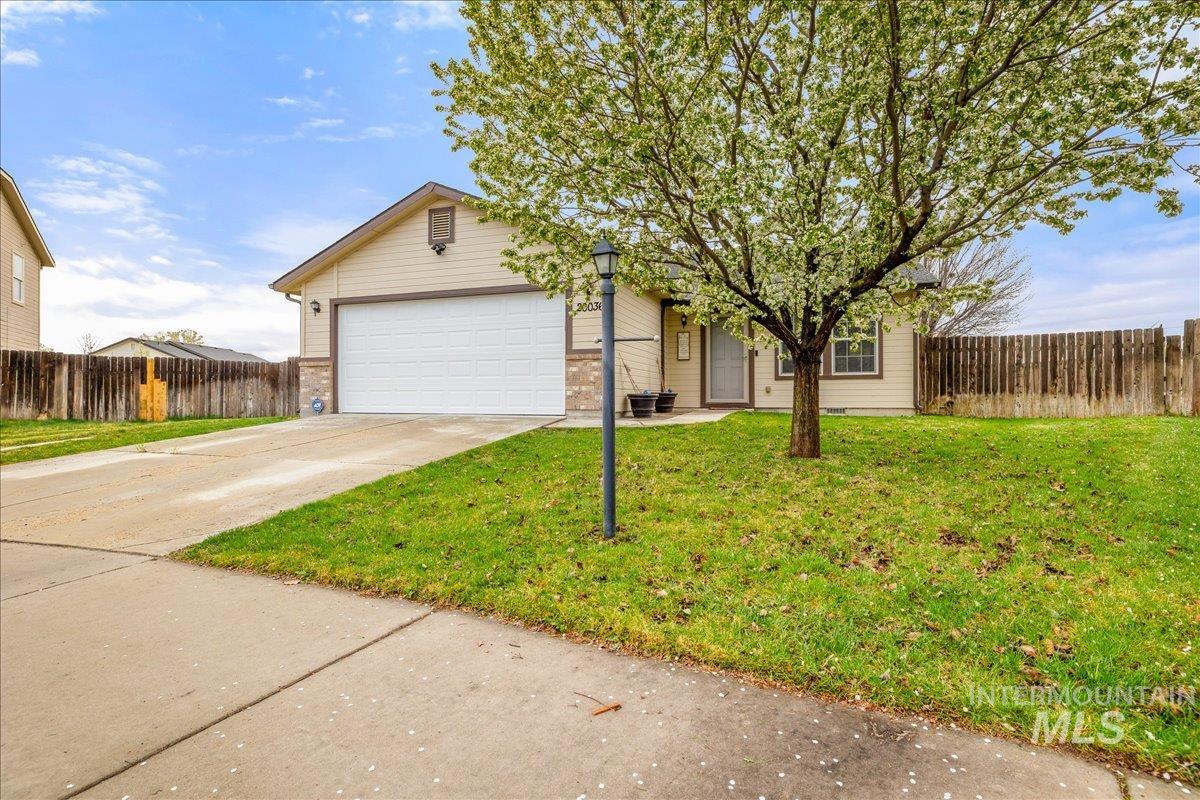 20036 Cibola Place, Caldwell, Idaho 83605, 3 Bedrooms, 2 Bathrooms, Residential For Sale, Price $379,000,MLS 98980430