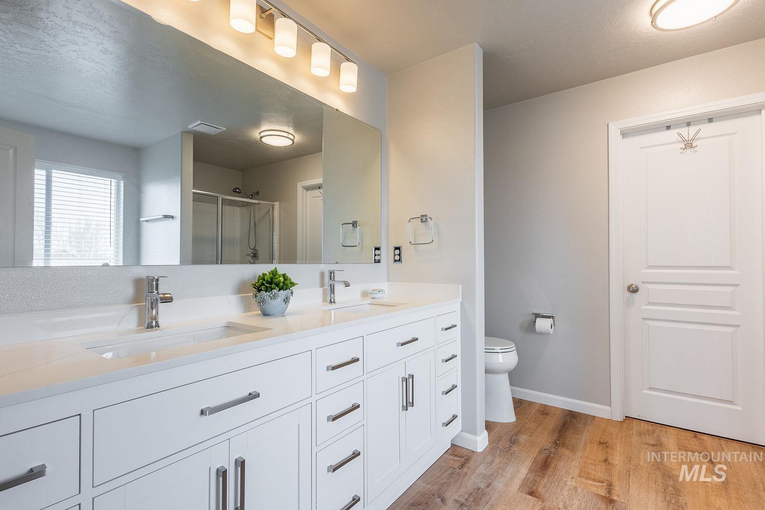 2515 Fallcrest St., Caldwell, Idaho 83607, 4 Bedrooms, 2.5 Bathrooms, Residential For Sale, Price $479,500, 98980437