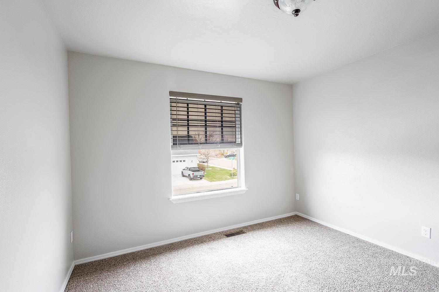 2515 Fallcrest St., Caldwell, Idaho 83607, 4 Bedrooms, 2.5 Bathrooms, Residential For Sale, Price $479,500, 98980437