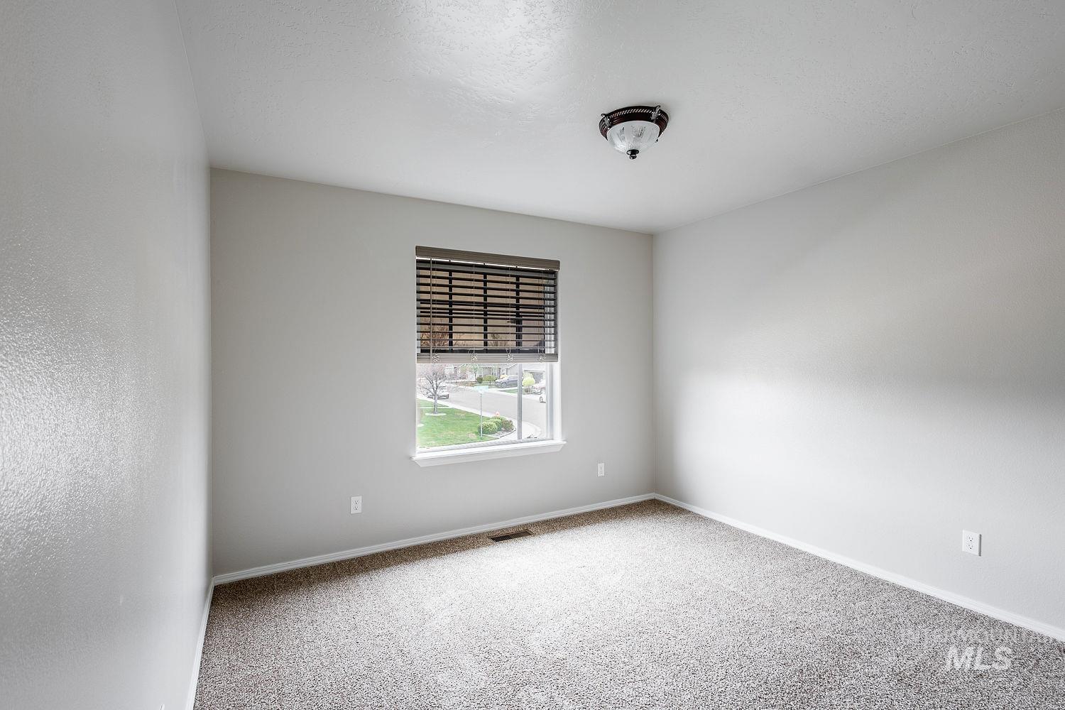 2515 Fallcrest St., Caldwell, Idaho 83607, 4 Bedrooms, 2.5 Bathrooms, Residential For Sale, Price $479,500, 98980437