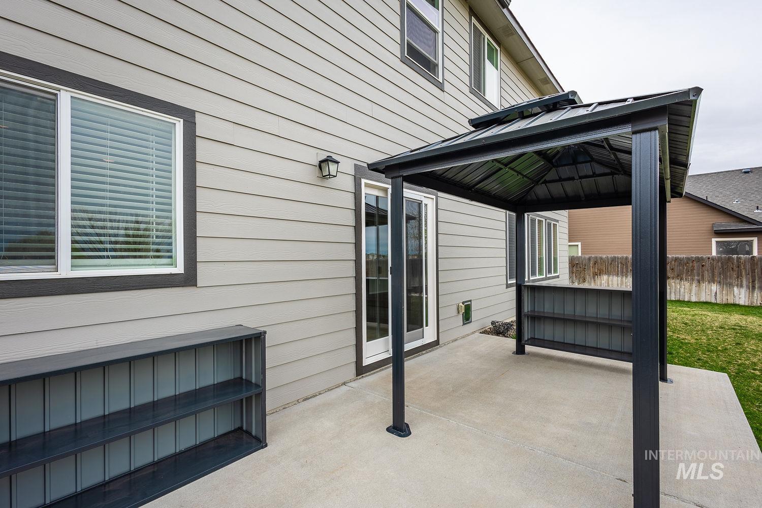 2515 Fallcrest St., Caldwell, Idaho 83607, 4 Bedrooms, 2.5 Bathrooms, Residential For Sale, Price $479,500, 98980437