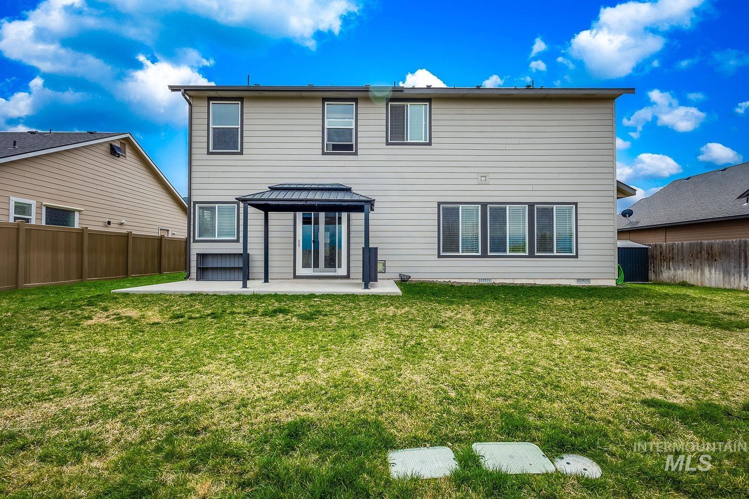 2515 Fallcrest St., Caldwell, Idaho 83607, 4 Bedrooms, 2.5 Bathrooms, Residential For Sale, Price $479,500, 98980437