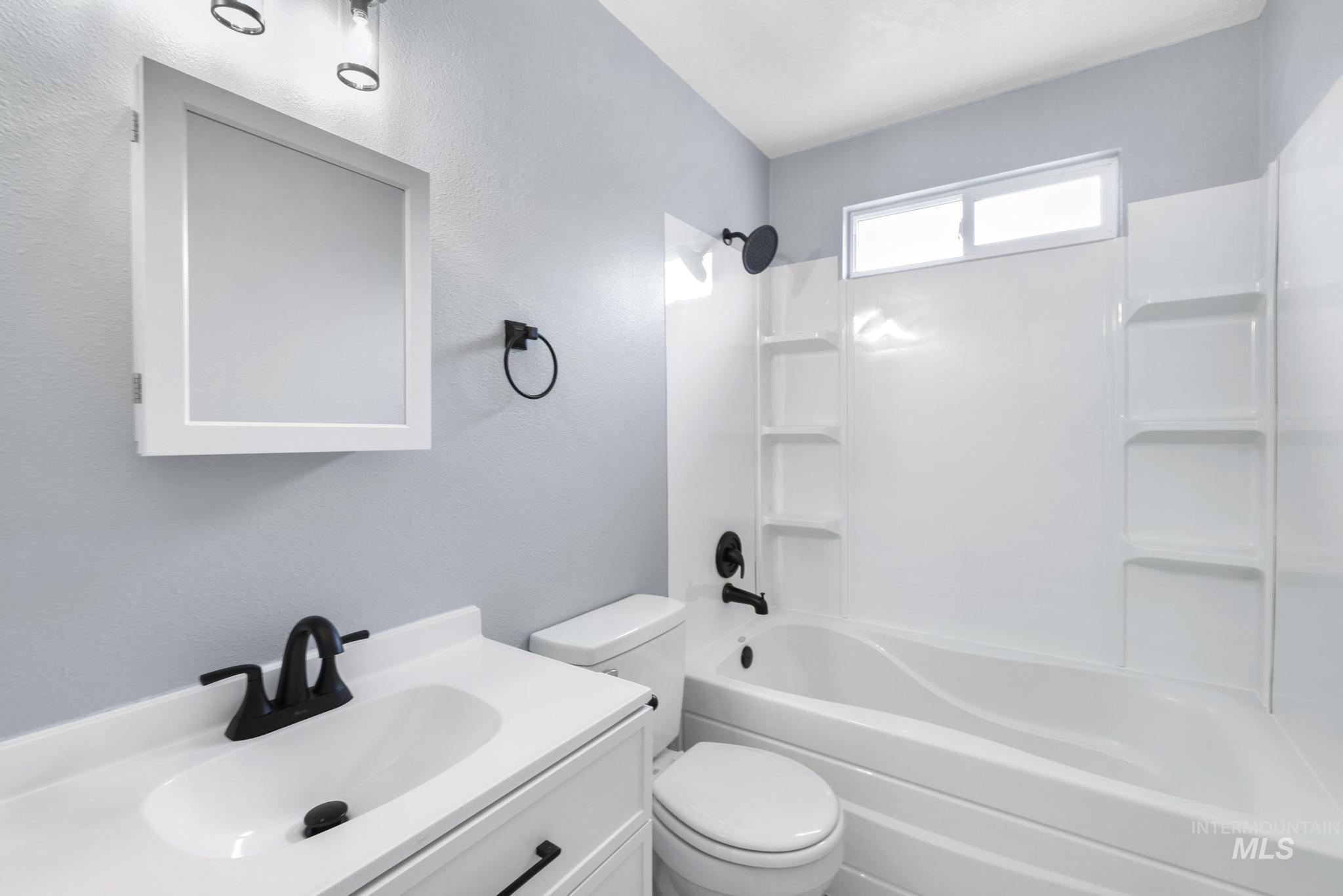 575 Sparks St N, Twin Falls, Idaho 83301-4646, 3 Bedrooms, 2 Bathrooms, Residential For Sale, Price $349,500,MLS 98980439