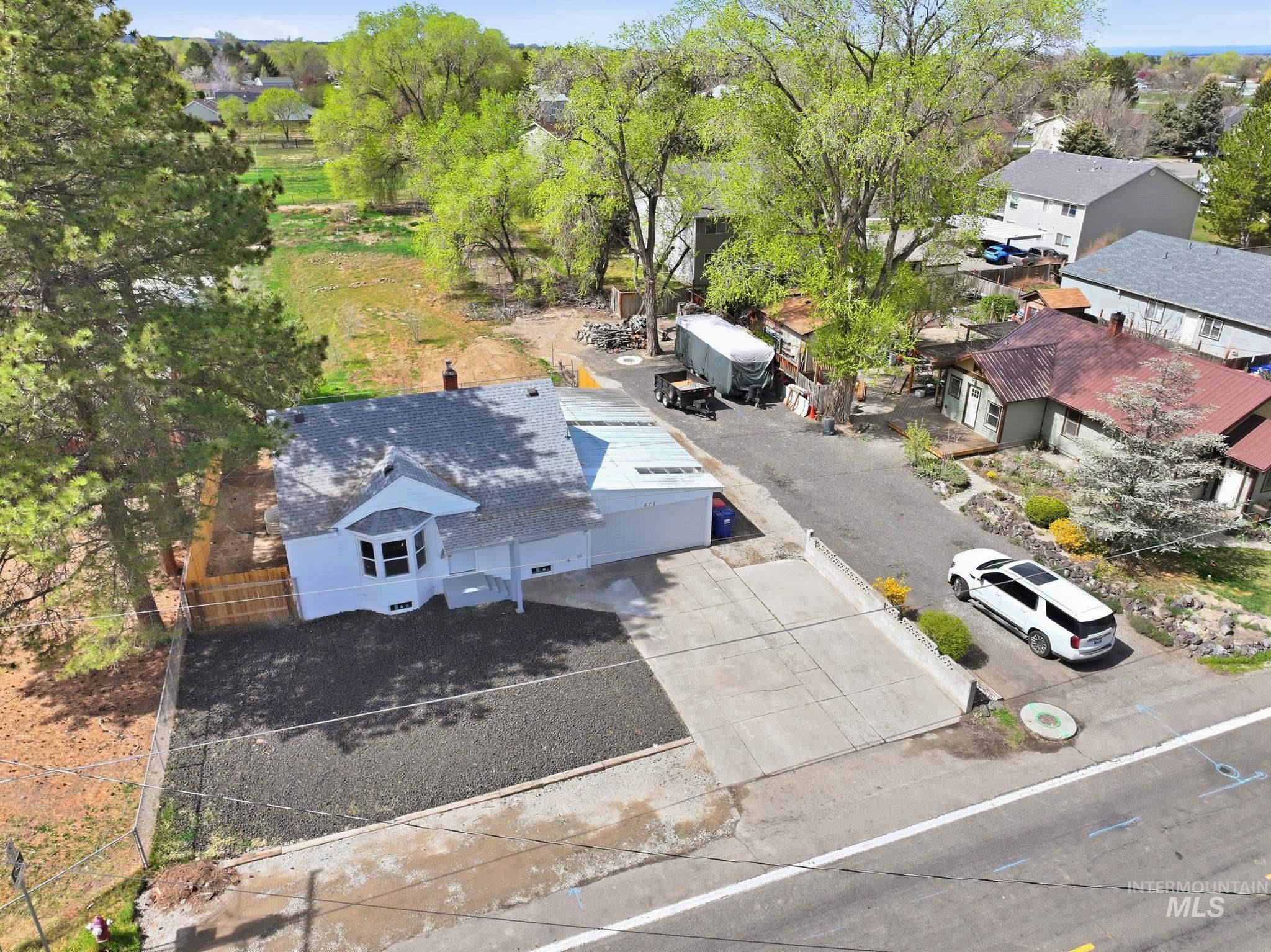 575 Sparks St N, Twin Falls, Idaho 83301-4646, 3 Bedrooms, 2 Bathrooms, Residential For Sale, Price $349,500,MLS 98980439