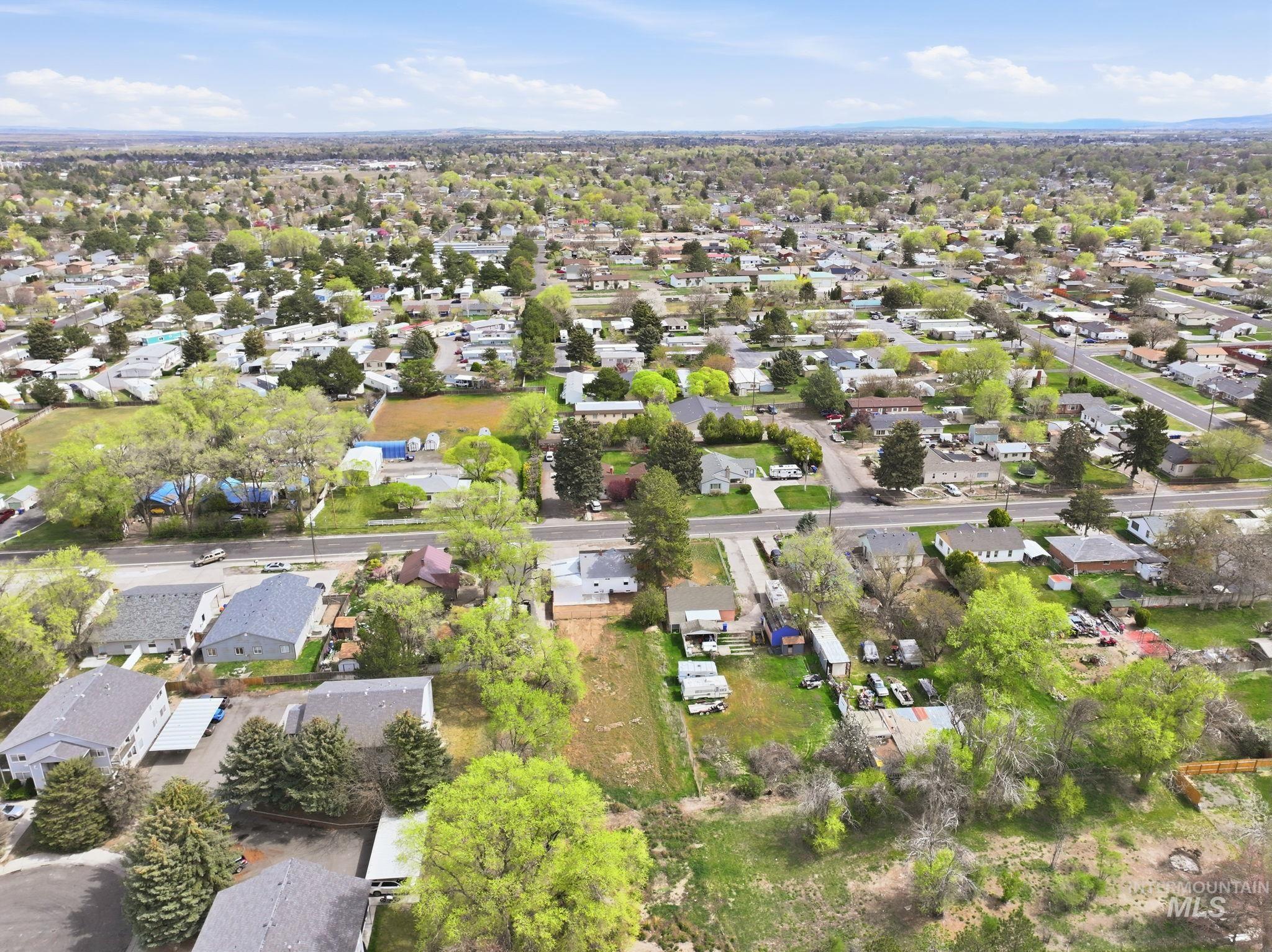 575 Sparks St N, Twin Falls, Idaho 83301-4646, 3 Bedrooms, 2 Bathrooms, Residential For Sale, Price $349,500,MLS 98980439