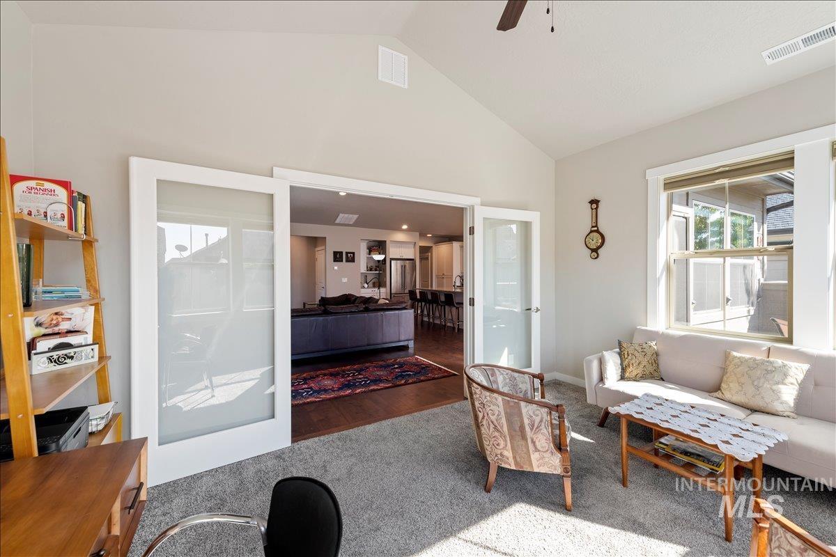 4132 E Silverking Ln, Meridian, Idaho 83642, 2 Bedrooms, 2 Bathrooms, Residential For Sale, Price $505,000, 98980442