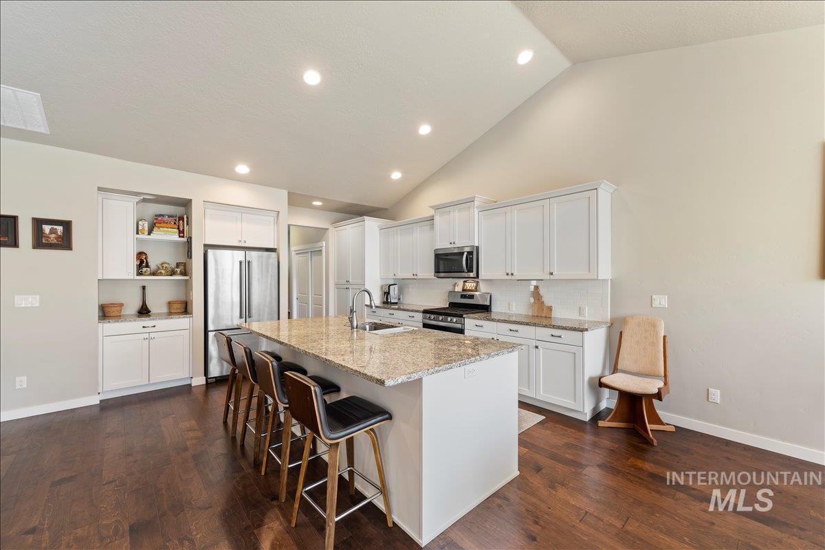 4132 E Silverking Ln, Meridian, Idaho 83642, 2 Bedrooms, 2 Bathrooms, Residential For Sale, Price $505,000, 98980442