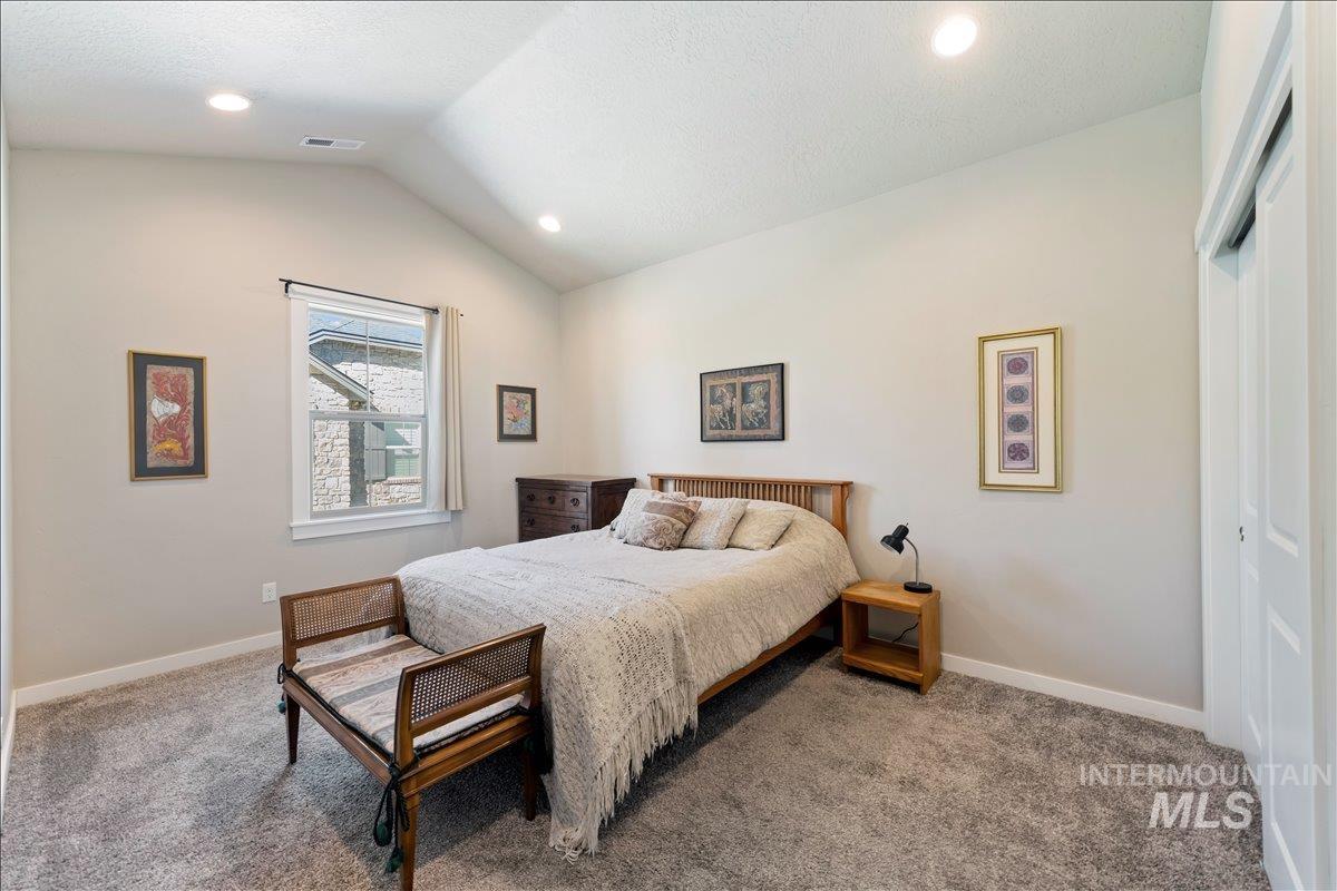 4132 E Silverking Ln, Meridian, Idaho 83642, 2 Bedrooms, 2 Bathrooms, Residential For Sale, Price $505,000, 98980442