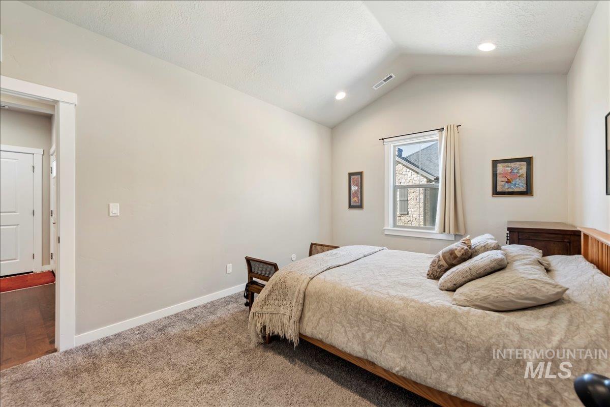 4132 E Silverking Ln, Meridian, Idaho 83642, 2 Bedrooms, 2 Bathrooms, Residential For Sale, Price $505,000, 98980442