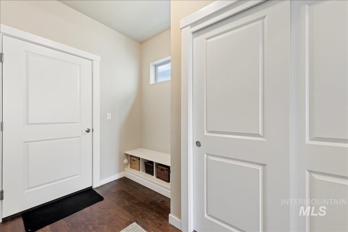 4132 E Silverking Ln, Meridian, Idaho 83642, 2 Bedrooms, 2 Bathrooms, Residential For Sale, Price $505,000, 98980442