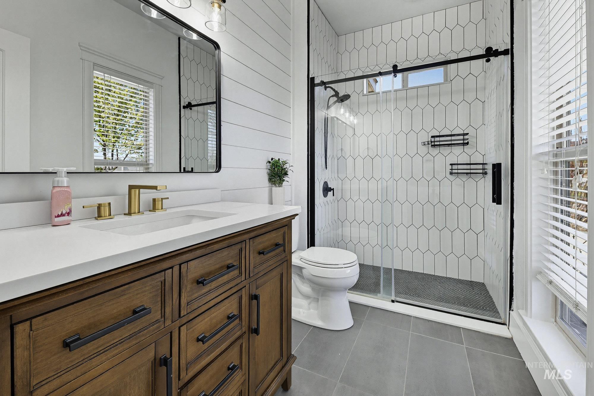 7095 S Pear Blossom Way, Meridian, Idaho 83642, 5 Bedrooms, 6 Bathrooms, Residential For Sale, Price $1,300,000, 98980448