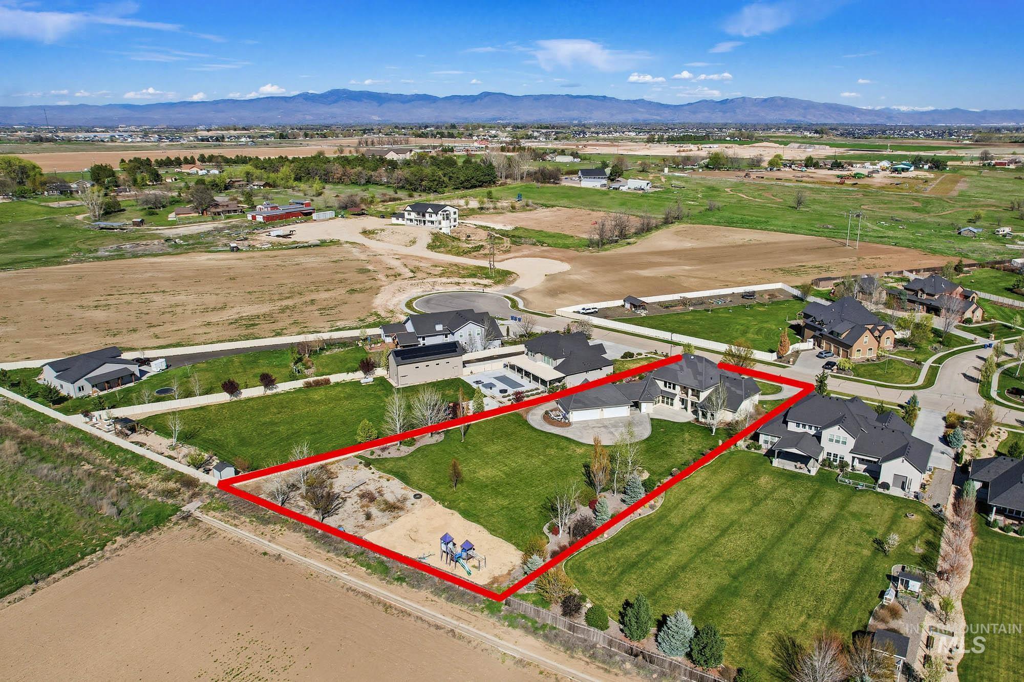 7095 S Pear Blossom Way, Meridian, Idaho 83642, 5 Bedrooms, 6 Bathrooms, Residential For Sale, Price $1,300,000, 98980448