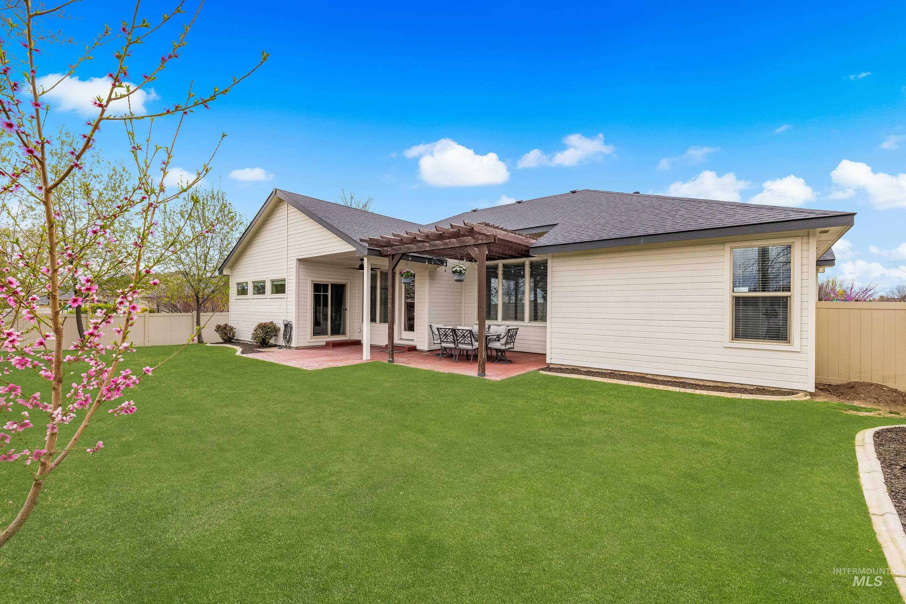 2043 W Soldotna St, Kuna, Idaho 83634, 4 Bedrooms, 2 Bathrooms, Residential For Sale, Price $629,000, 98980450