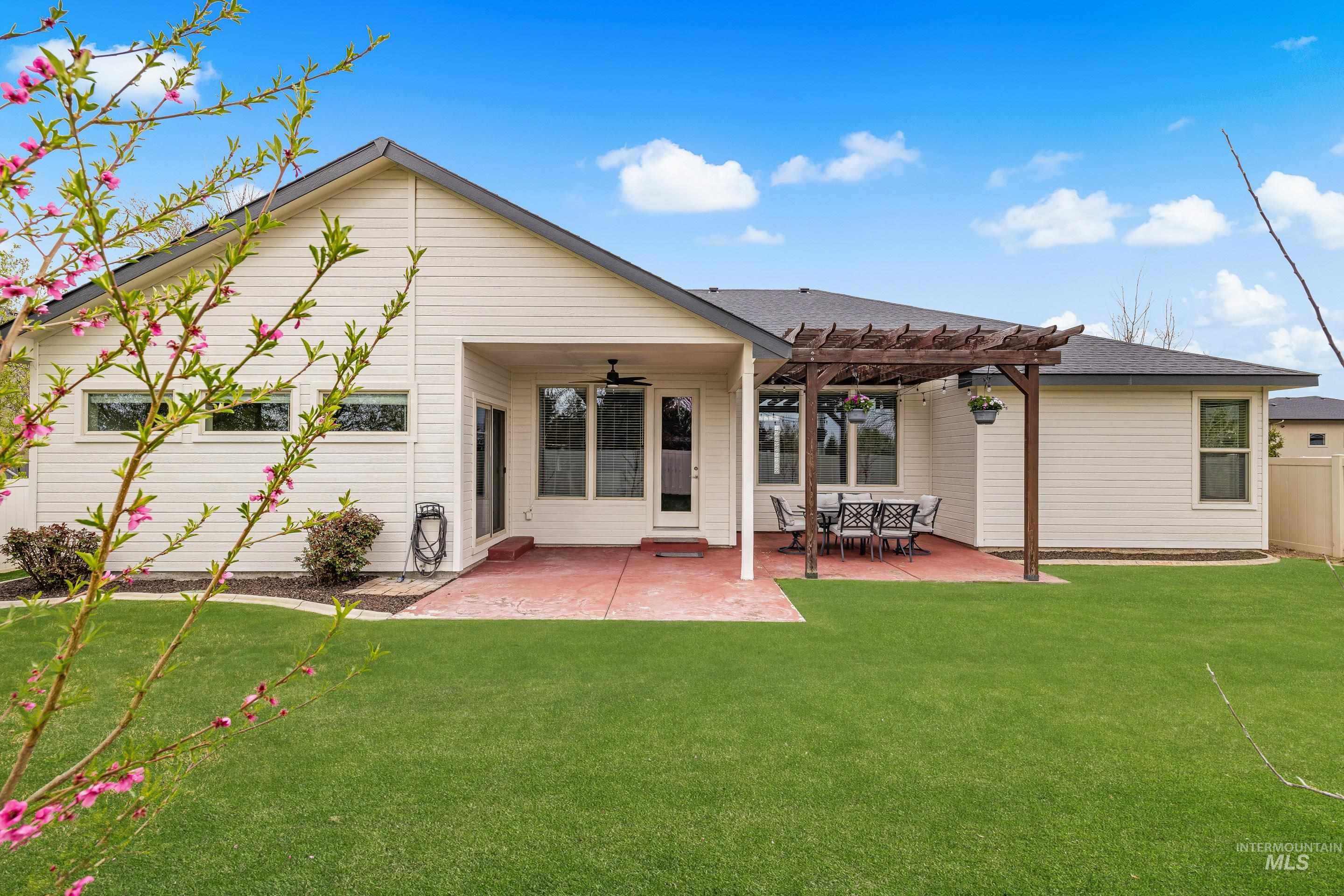 2043 W Soldotna St, Kuna, Idaho 83634, 4 Bedrooms, 2 Bathrooms, Residential For Sale, Price $629,000, 98980450