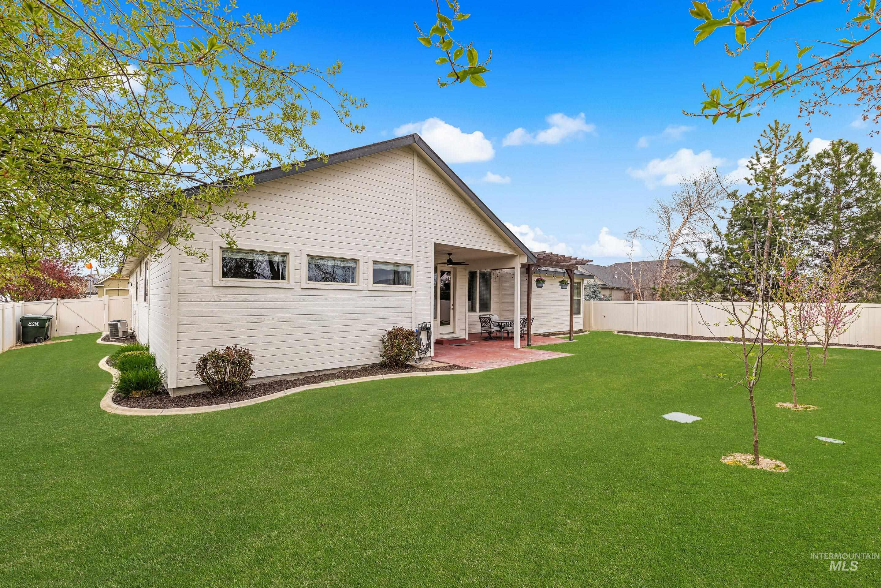 2043 W Soldotna St, Kuna, Idaho 83634, 4 Bedrooms, 2 Bathrooms, Residential For Sale, Price $629,000, 98980450