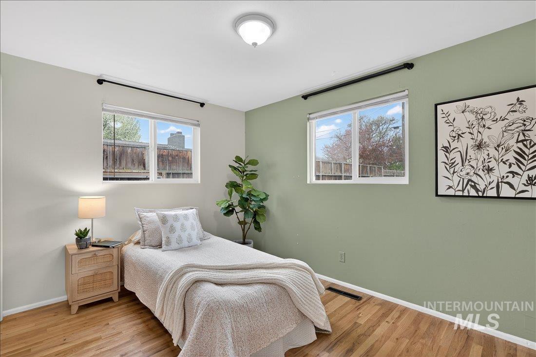 3629 E Clement Rd, Boise, Idaho 83704, 3 Bedrooms, 1.5 Bathrooms, Residential For Sale, Price $584,900,MLS 98980452