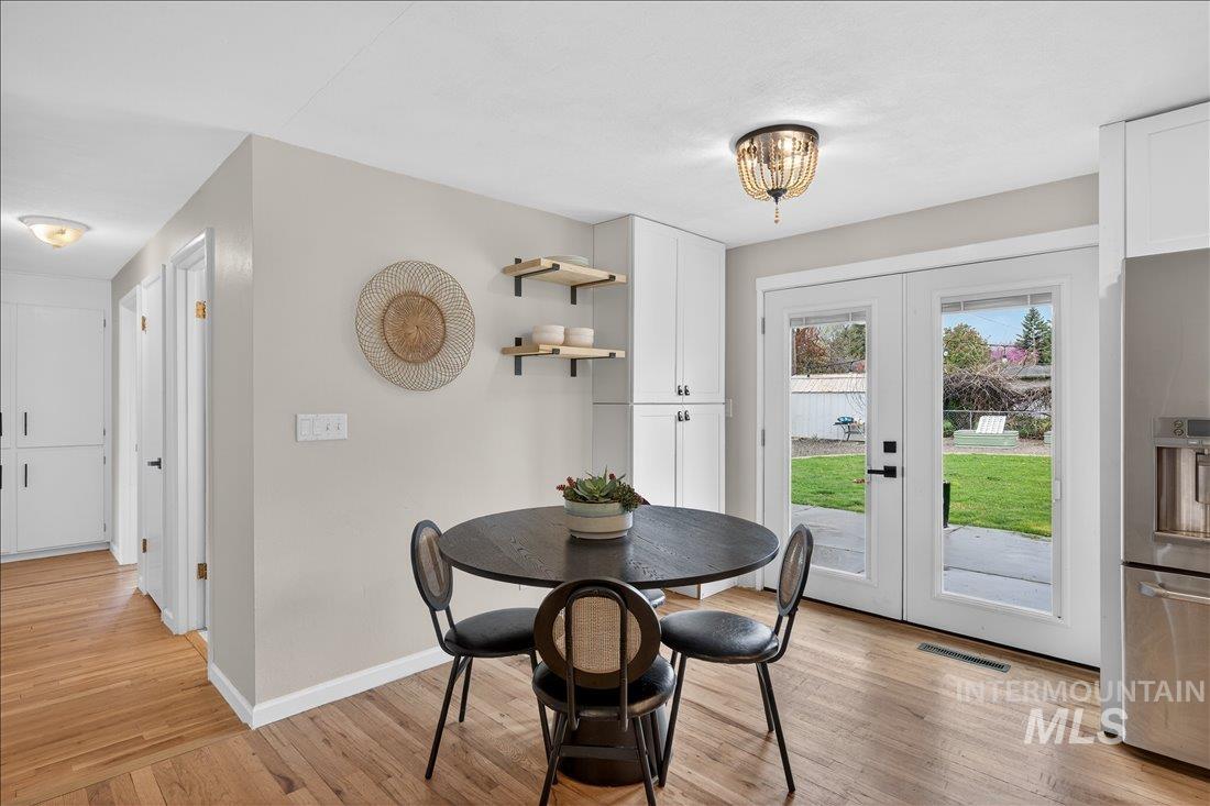 3629 E Clement Rd, Boise, Idaho 83704, 3 Bedrooms, 1.5 Bathrooms, Residential For Sale, Price $584,900,MLS 98980452