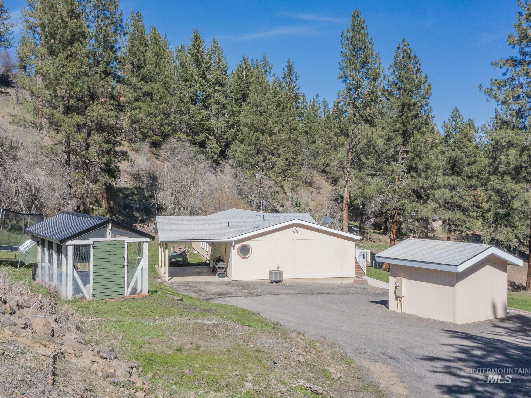 77 Poplar Drive, Grangeville, Idaho 83530, 4 Bedrooms, 2 Bathrooms, Residential For Sale, Price $499,000, 98980453