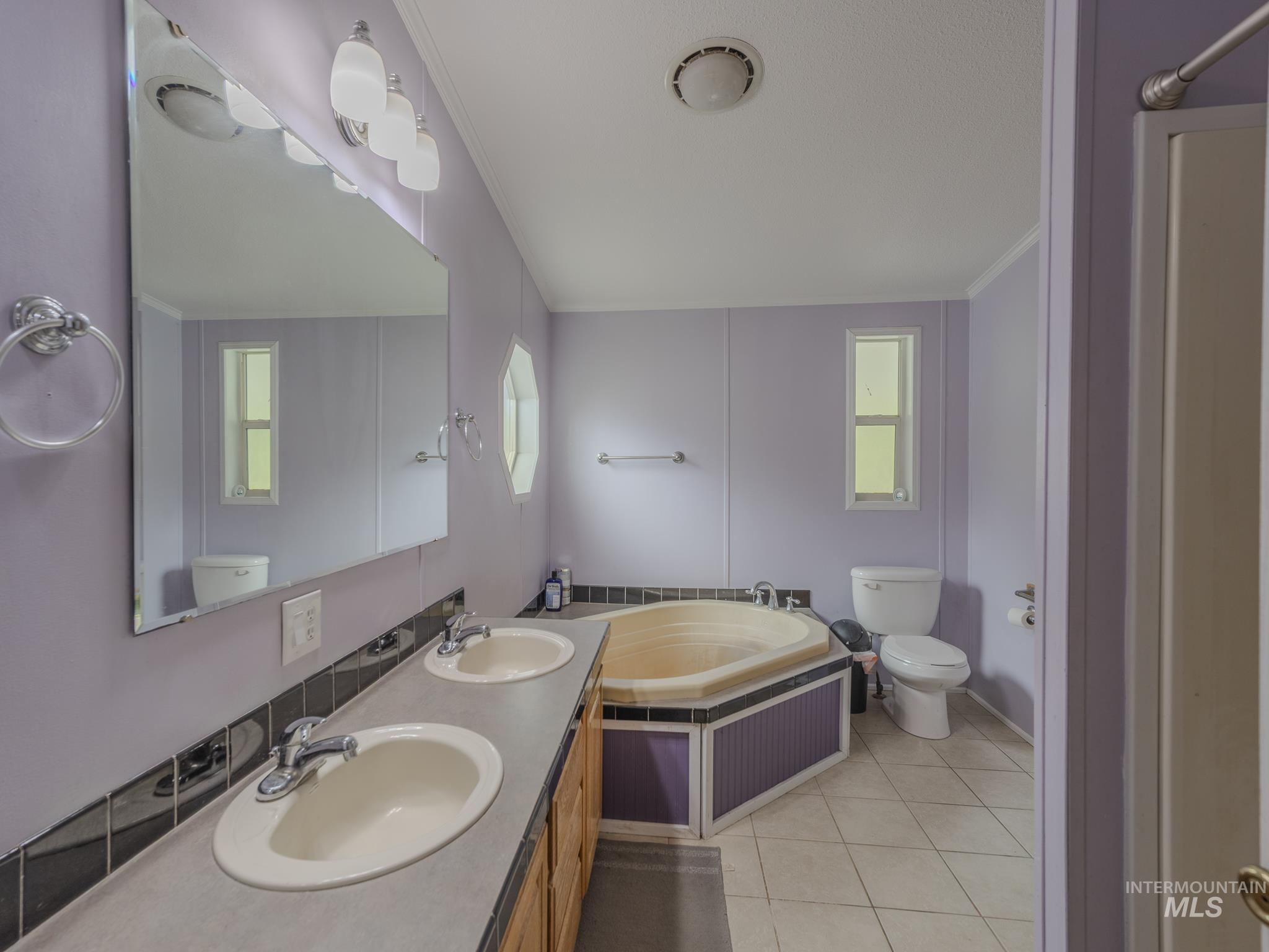 77 Poplar Drive, Grangeville, Idaho 83530, 4 Bedrooms, 2 Bathrooms, Residential For Sale, Price $499,000, 98980453