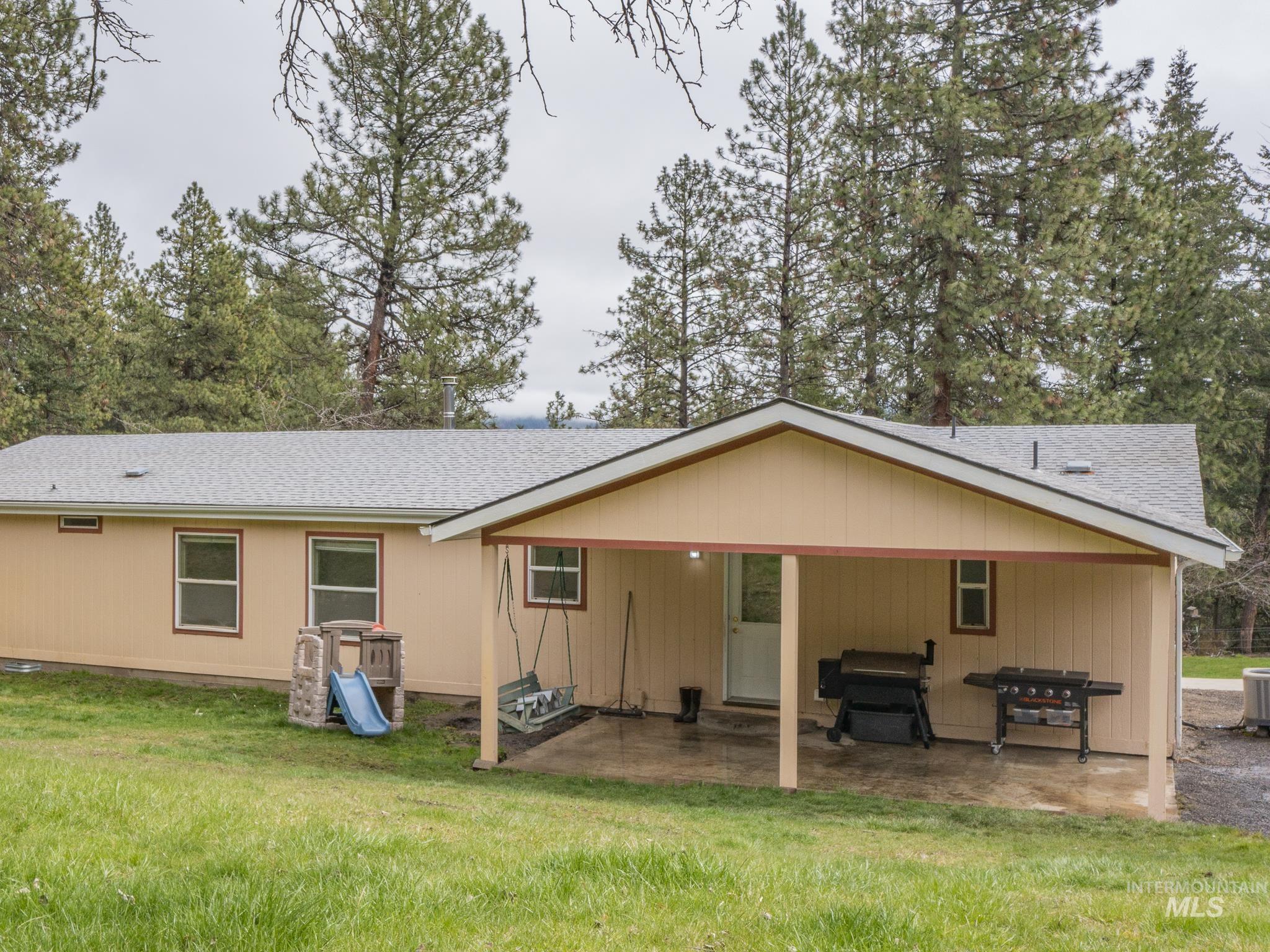 77 Poplar Drive, Grangeville, Idaho 83530, 4 Bedrooms, 2 Bathrooms, Residential For Sale, Price $499,000, 98980453