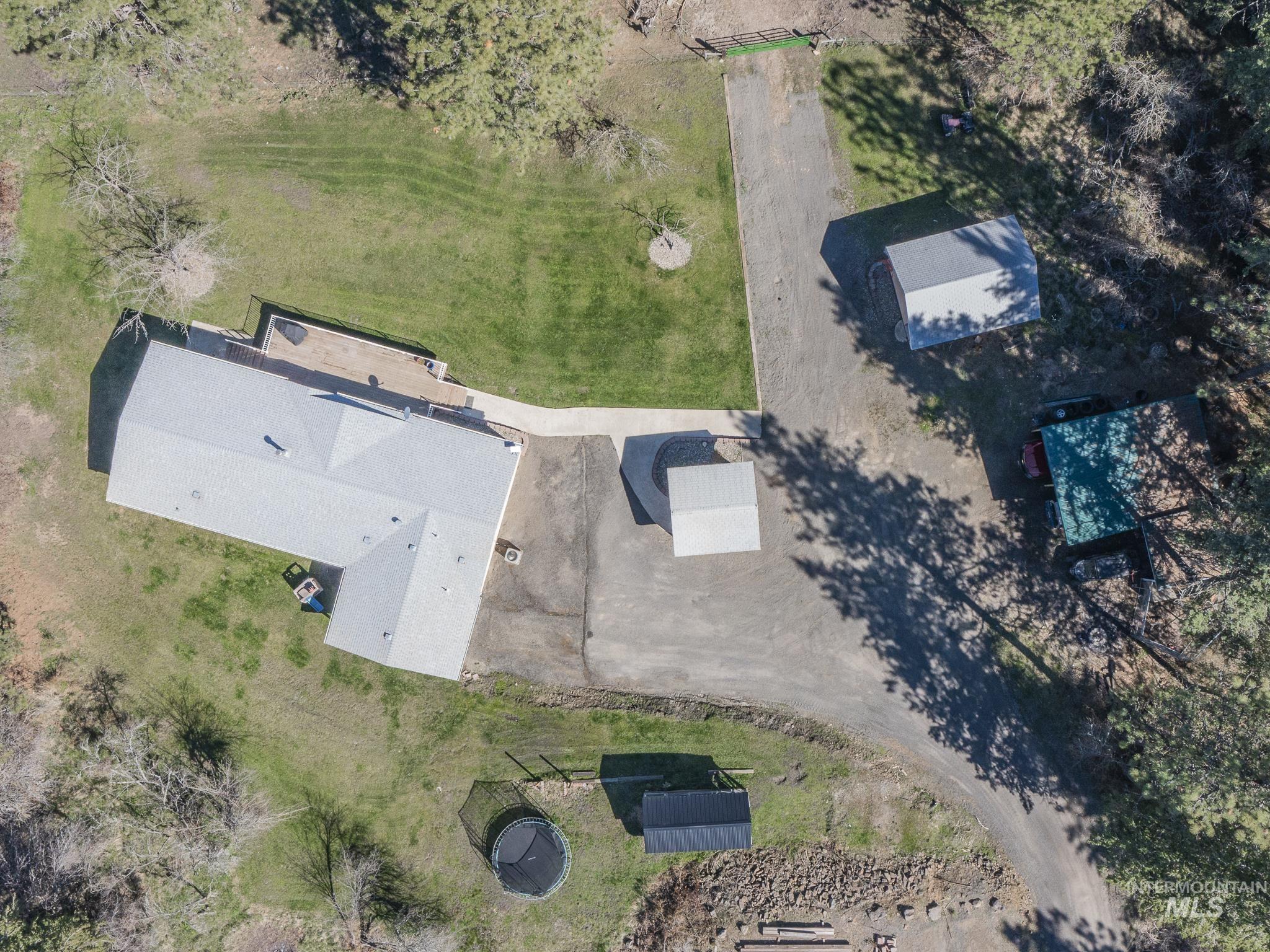 77 Poplar Drive, Grangeville, Idaho 83530, 4 Bedrooms, 2 Bathrooms, Residential For Sale, Price $499,000, 98980453