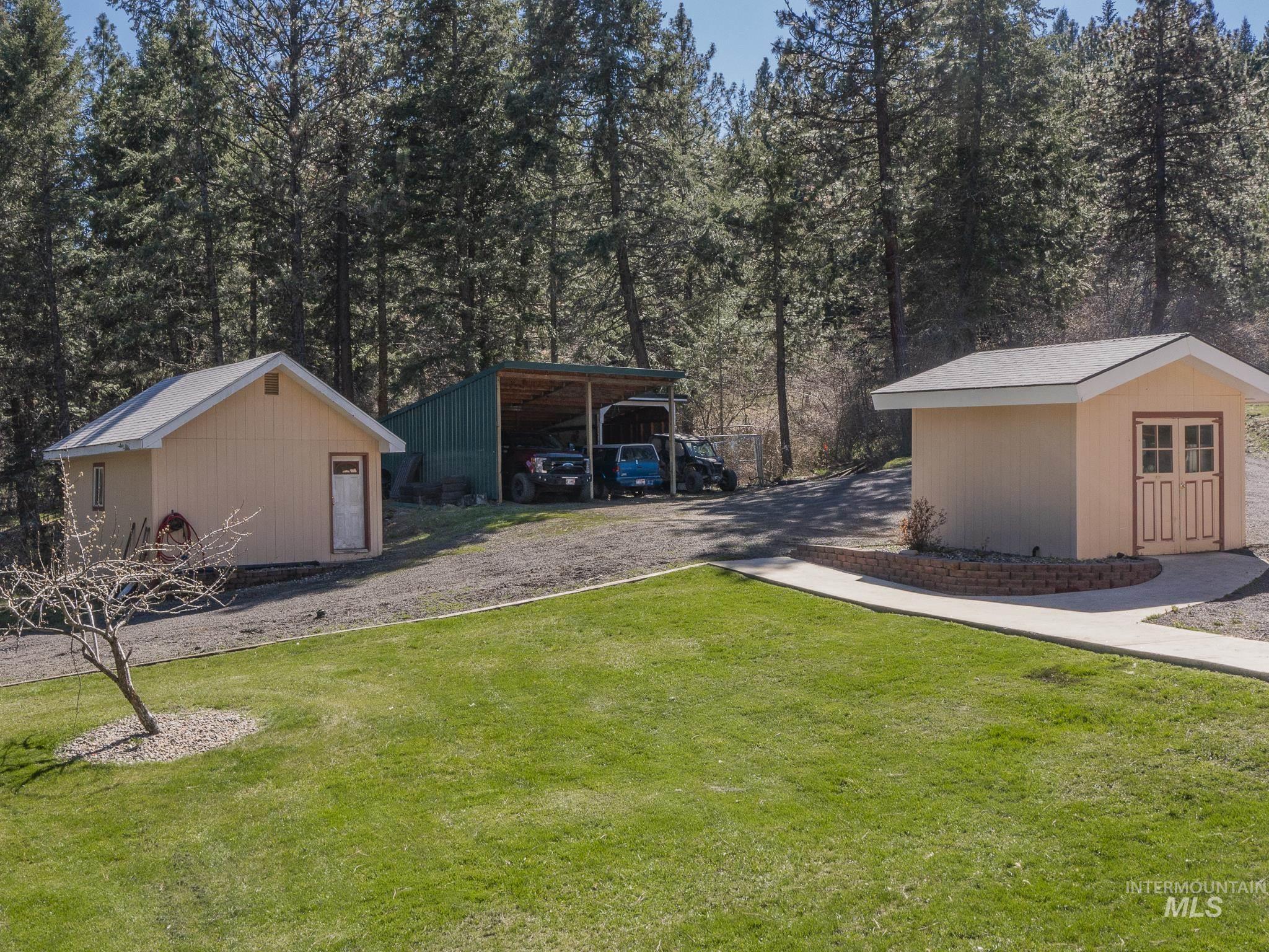 77 Poplar Drive, Grangeville, Idaho 83530, 4 Bedrooms, 2 Bathrooms, Residential For Sale, Price $499,000, 98980453