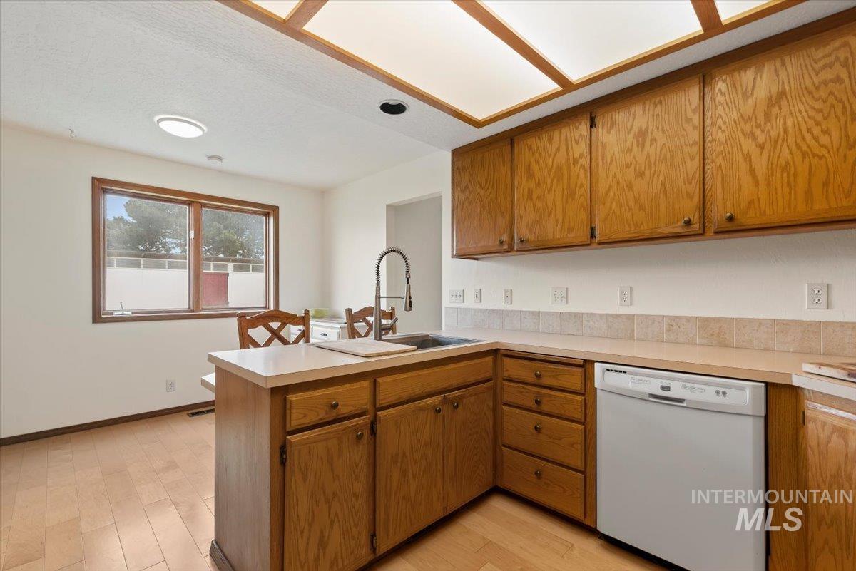 15335 David St, Caldwell, Idaho 83607, 5 Bedrooms, 3 Bathrooms, Residential For Sale, Price $589,000,MLS 98980454