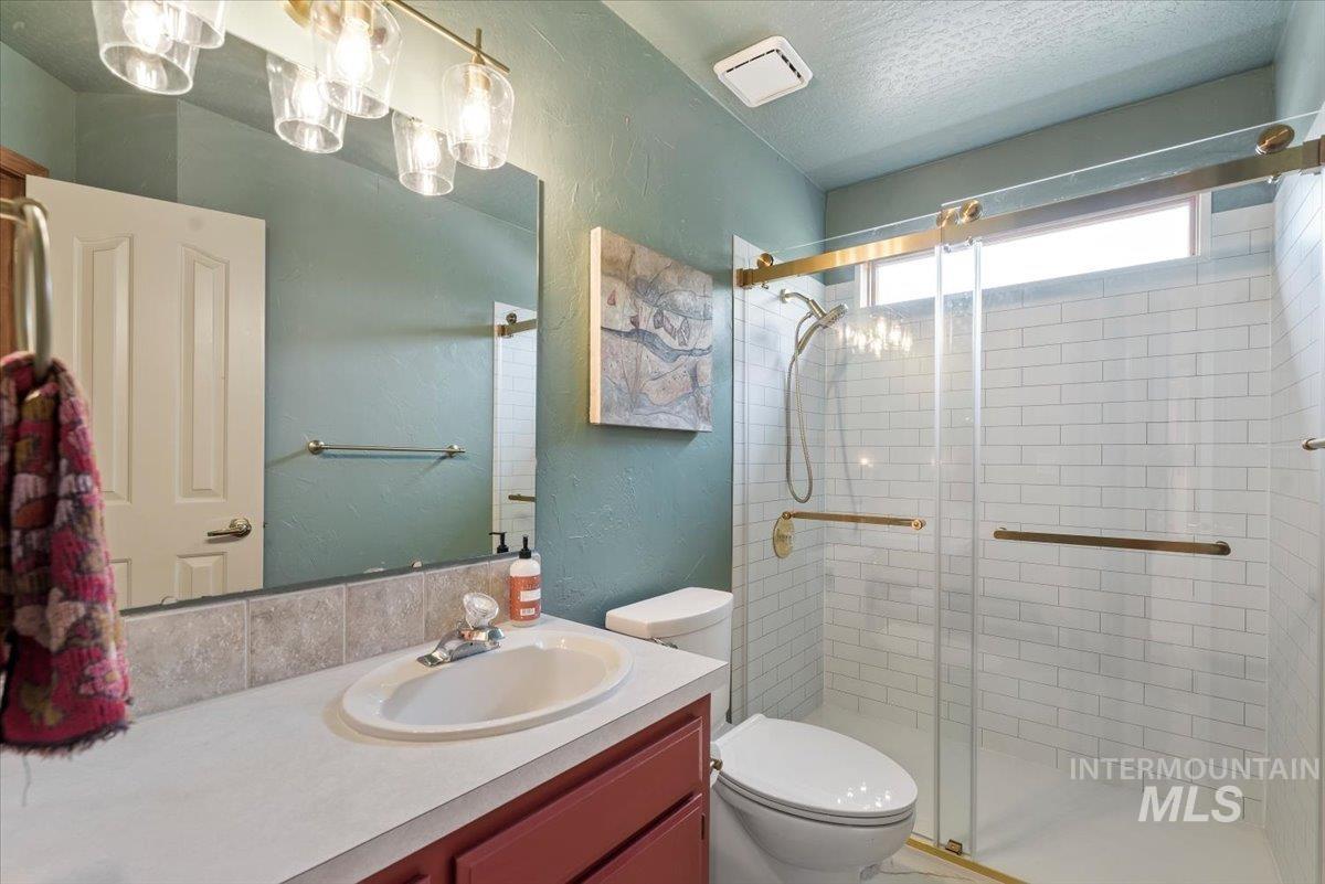 15335 David St, Caldwell, Idaho 83607, 5 Bedrooms, 3 Bathrooms, Residential For Sale, Price $589,000,MLS 98980454