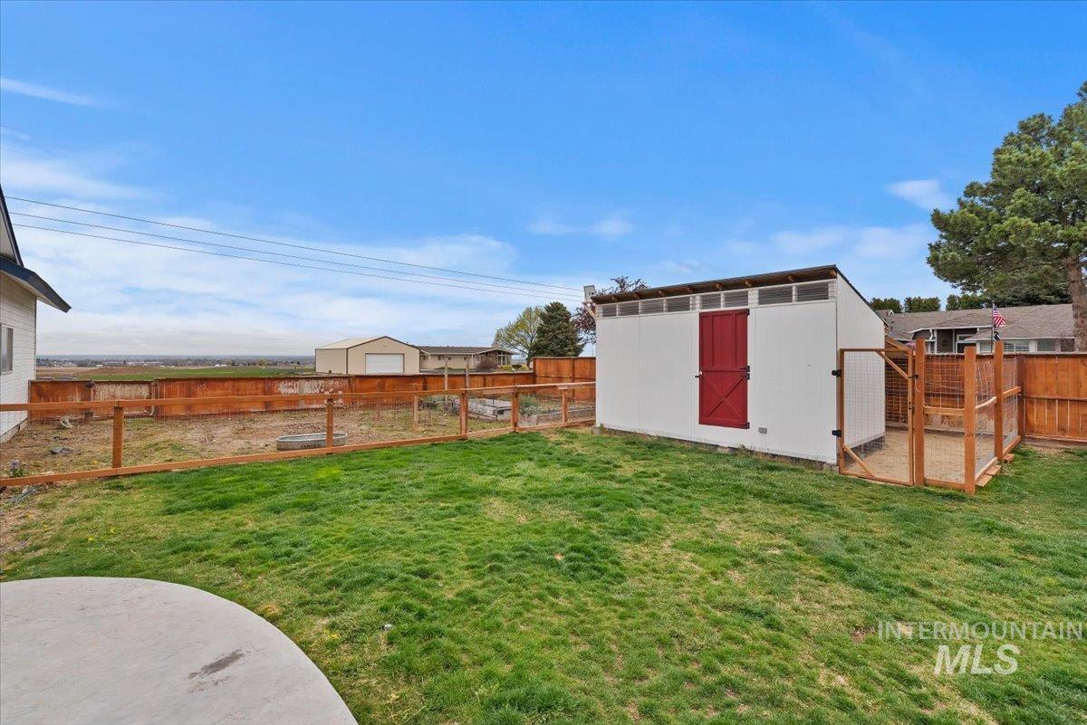 15335 David St, Caldwell, Idaho 83607, 5 Bedrooms, 3 Bathrooms, Residential For Sale, Price $589,000,MLS 98980454