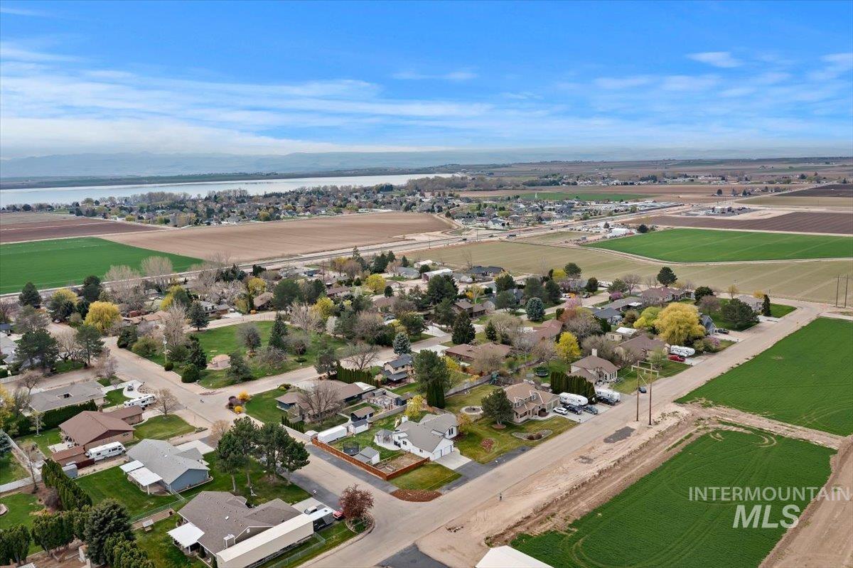 15335 David St, Caldwell, Idaho 83607, 5 Bedrooms, 3 Bathrooms, Residential For Sale, Price $589,000,MLS 98980454