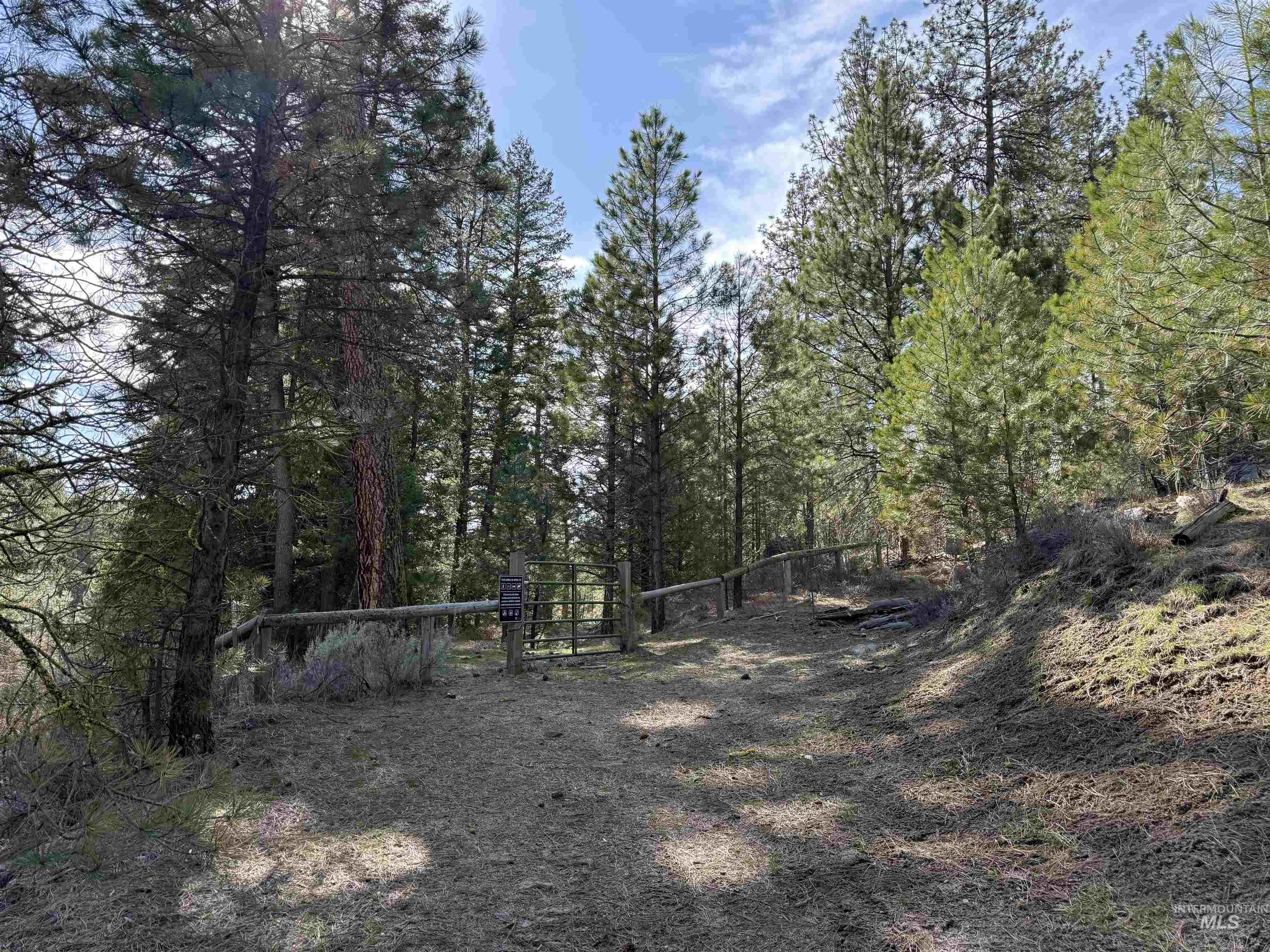 Lot 16 Sunset Loop, Cascade, Idaho 83611, Land For Sale, Price $131,900,MLS 98980455