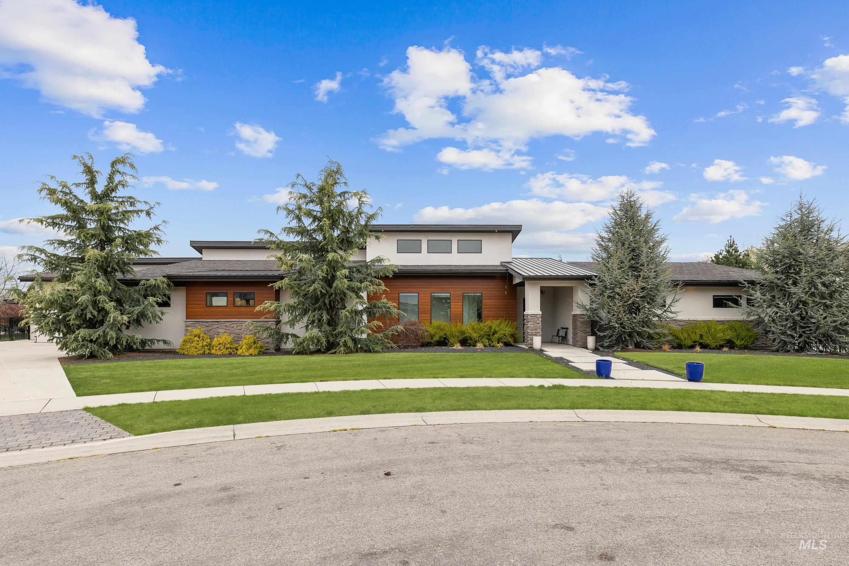 3672 W Red Jade Ct, Meridian, Idaho 83646, 3 Bedrooms, 2.5 Bathrooms, Residential For Sale, Price $1,399,000,MLS 98980457