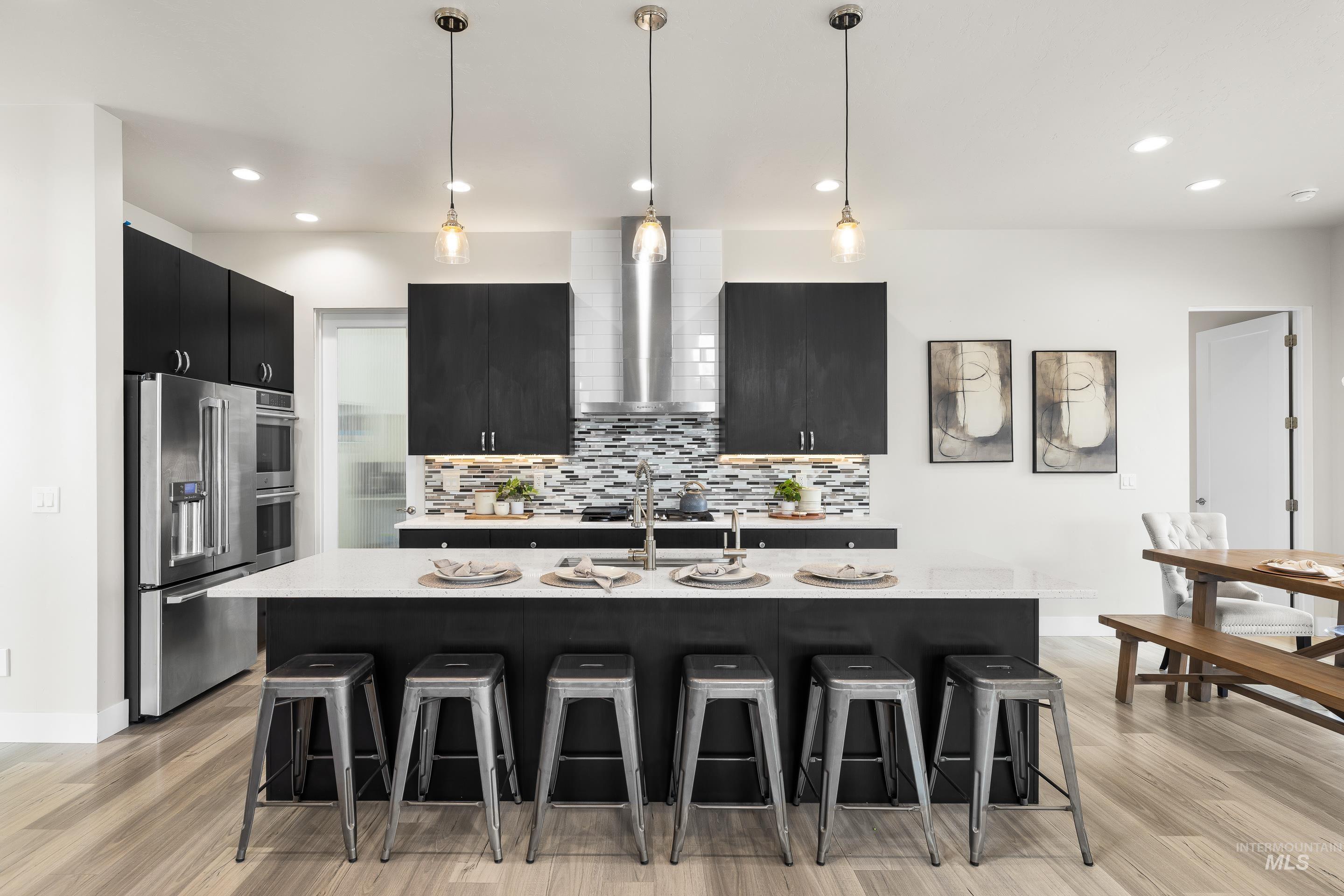 3672 W Red Jade Ct, Meridian, Idaho 83646, 3 Bedrooms, 2.5 Bathrooms, Residential For Sale, Price $1,399,000,MLS 98980457