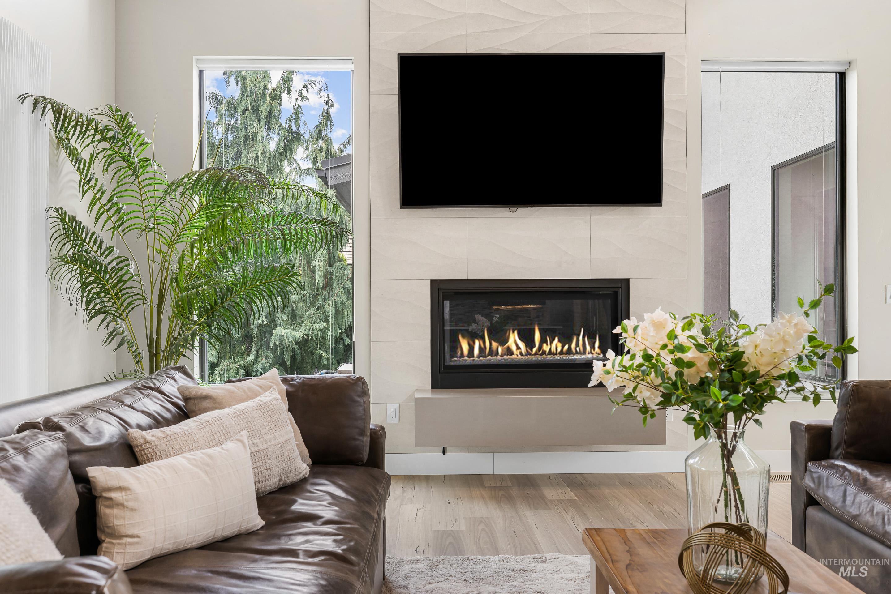 3672 W Red Jade Ct, Meridian, Idaho 83646, 3 Bedrooms, 2.5 Bathrooms, Residential For Sale, Price $1,399,000,MLS 98980457