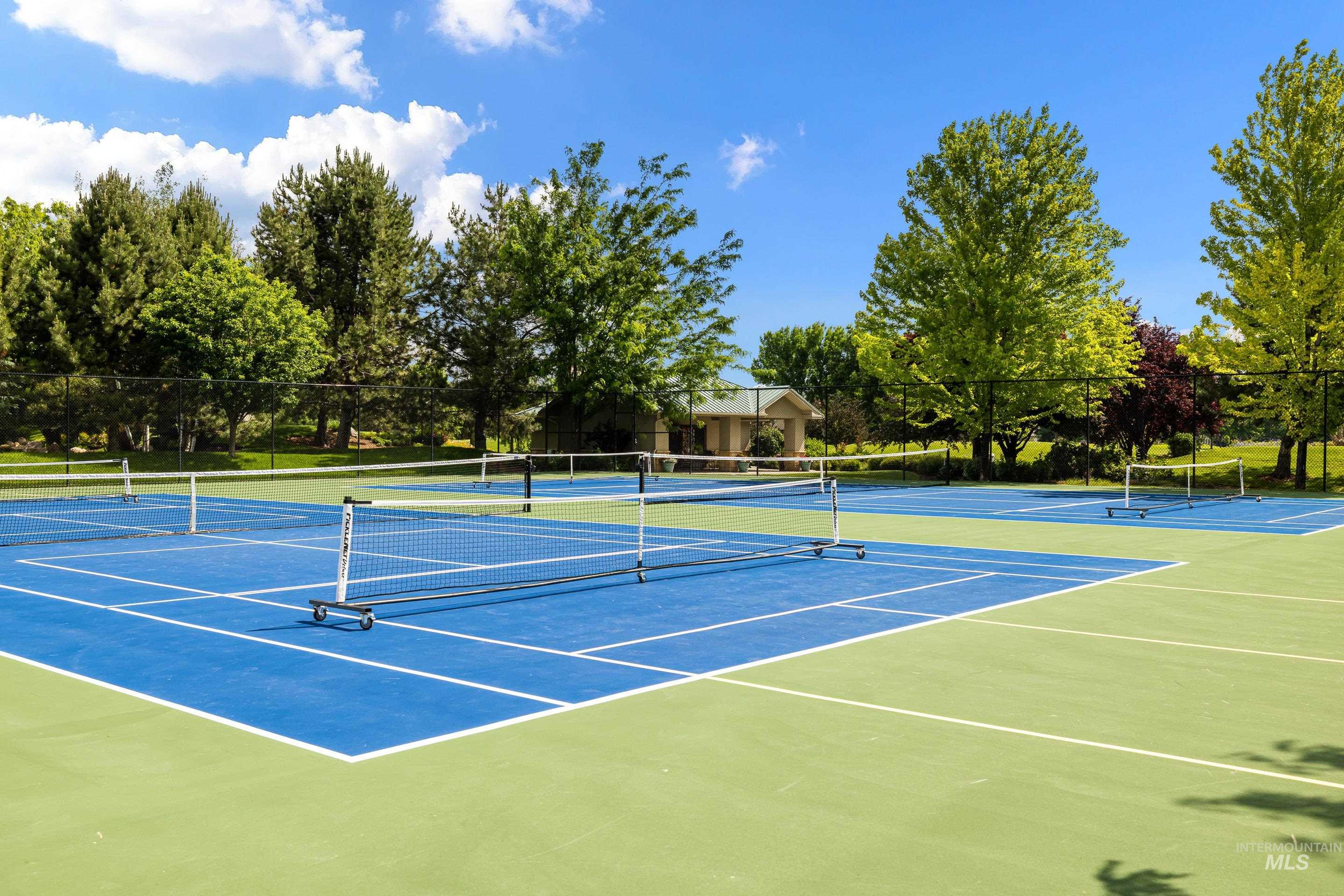 3672 W Red Jade Ct, Meridian, Idaho 83646, 3 Bedrooms, 2.5 Bathrooms, Residential For Sale, Price $1,399,000,MLS 98980457