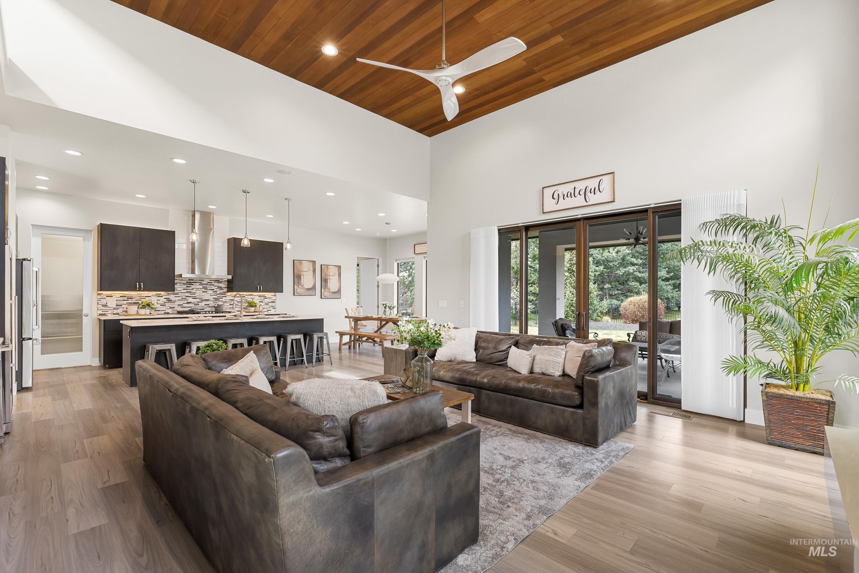 3672 W Red Jade Ct, Meridian, Idaho 83646, 3 Bedrooms, 2.5 Bathrooms, Residential For Sale, Price $1,399,000,MLS 98980457