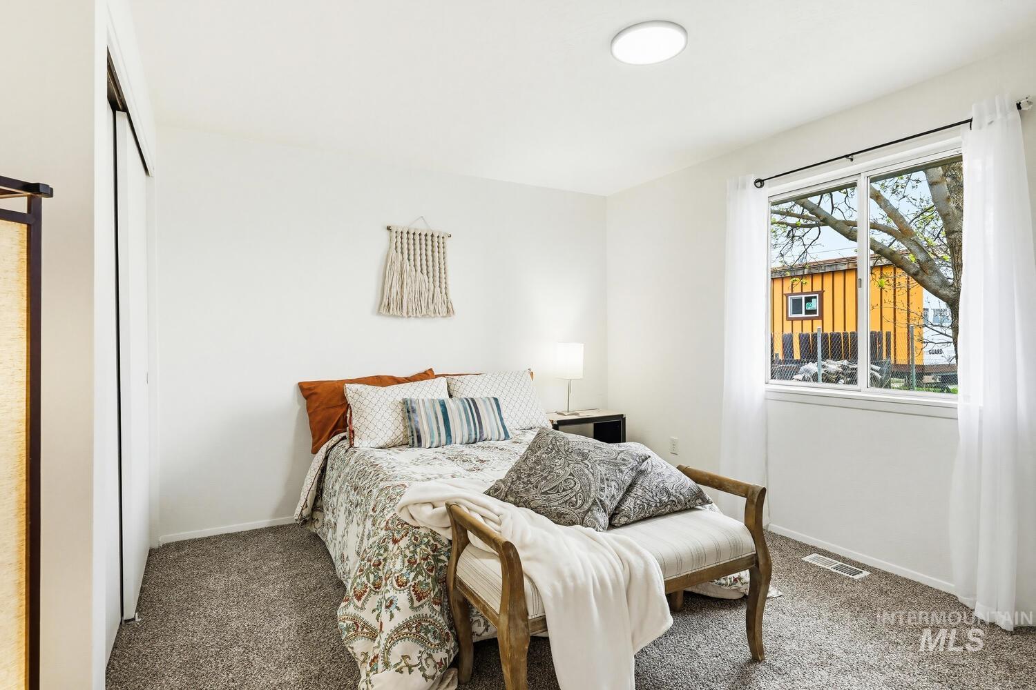 906 E 4th, Emmett, Idaho 83617, 3 Bedrooms, 1.5 Bathrooms, Residential For Sale, Price $315,000,MLS 98980459