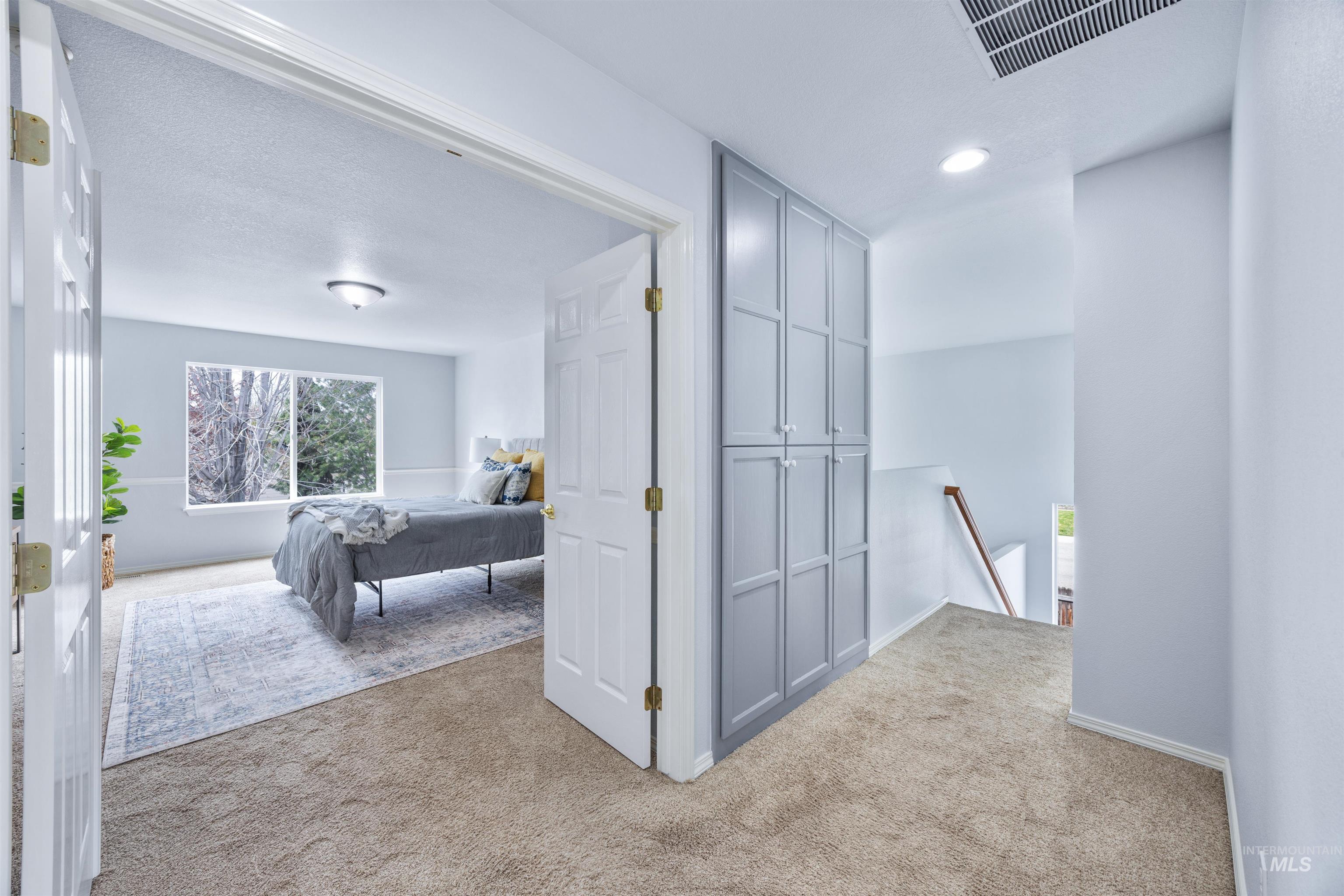 2127 S Whisper Cove Way, Boise, Idaho 83709, 4 Bedrooms, 3 Bathrooms, Residential For Sale, Price $570,000,MLS 98980460